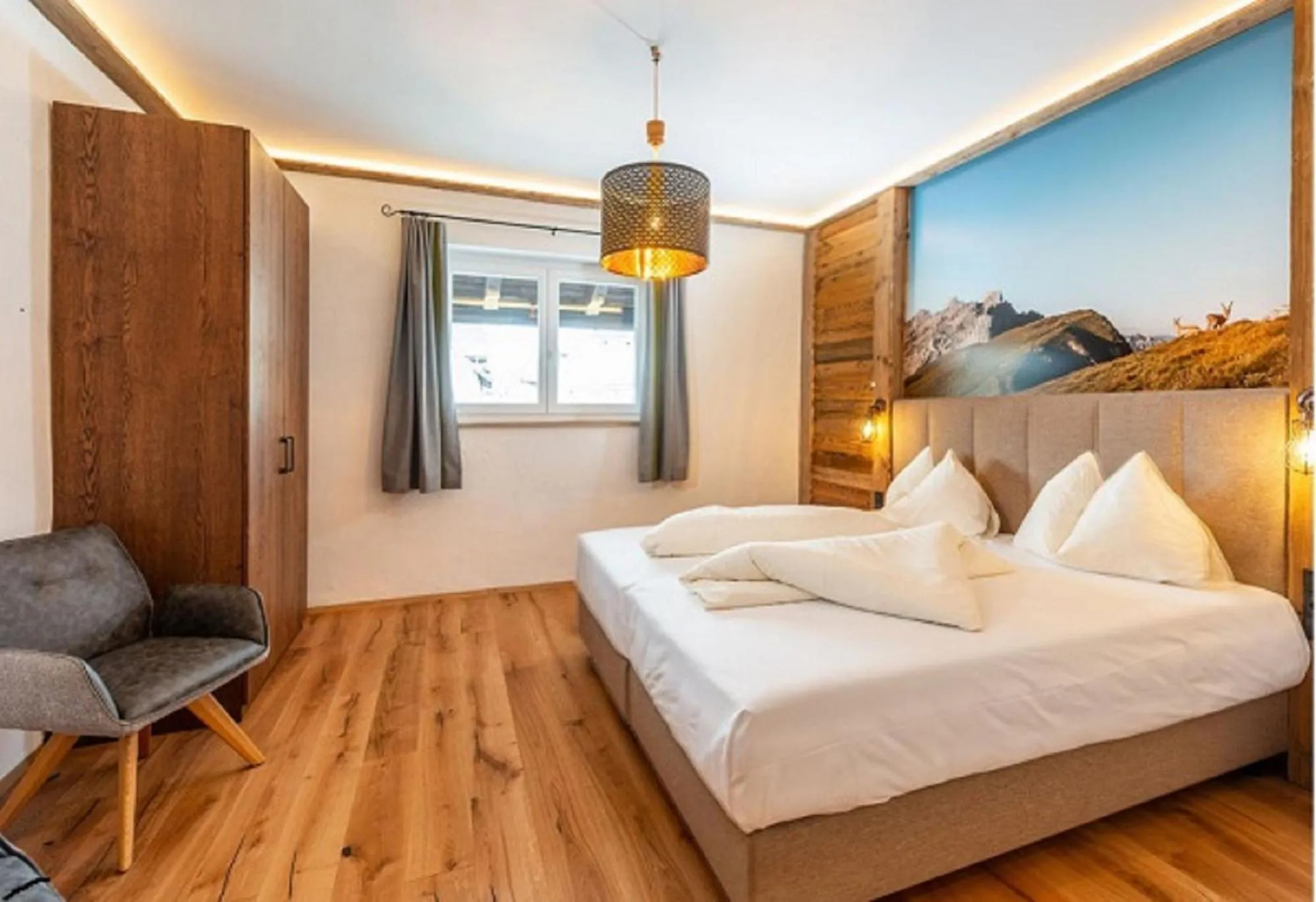 Bedroom, Bed in Aktivhotel Pehab - Dachstein Rooftop-Spa