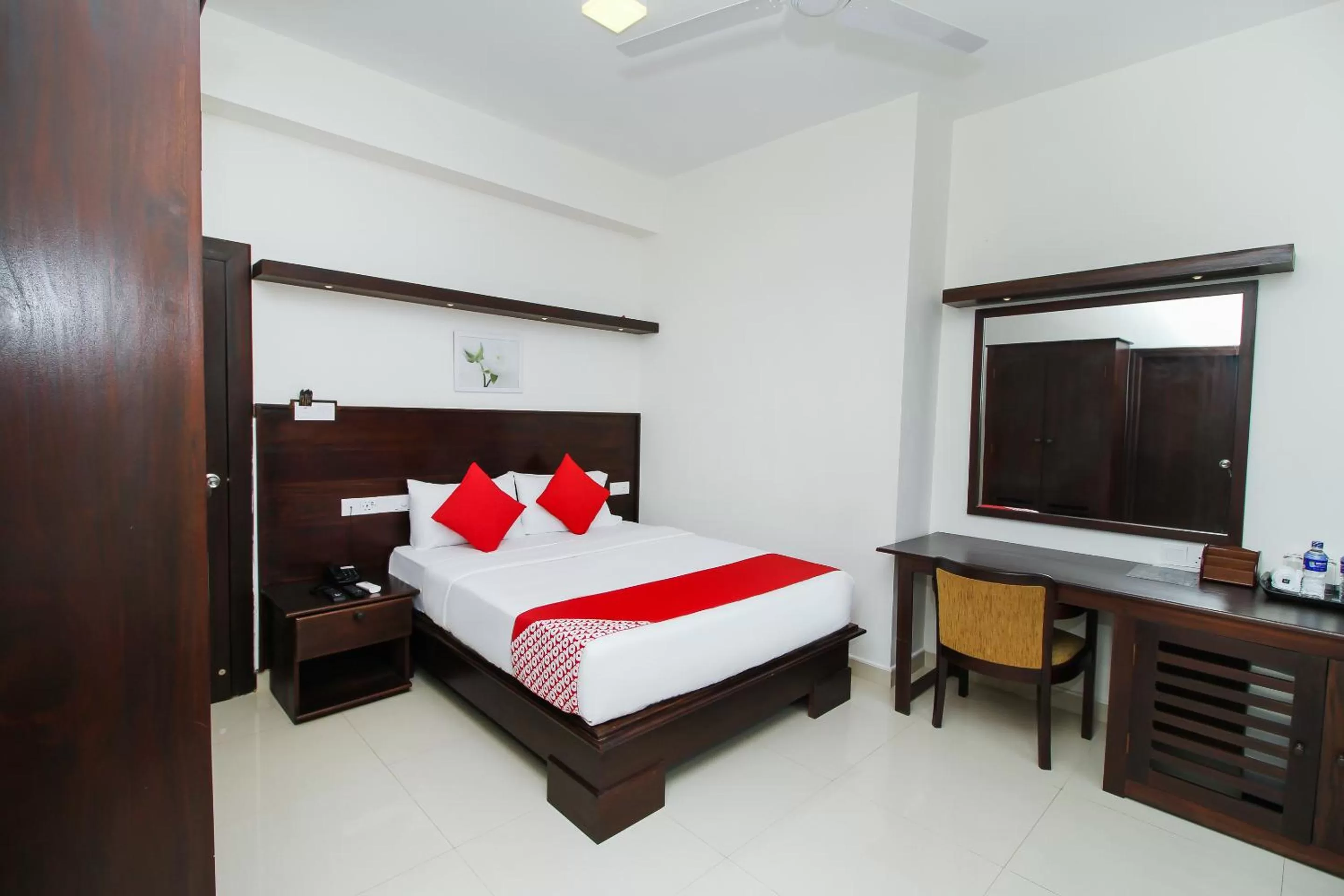 Bedroom, Bed in Hotel Nelly Marine