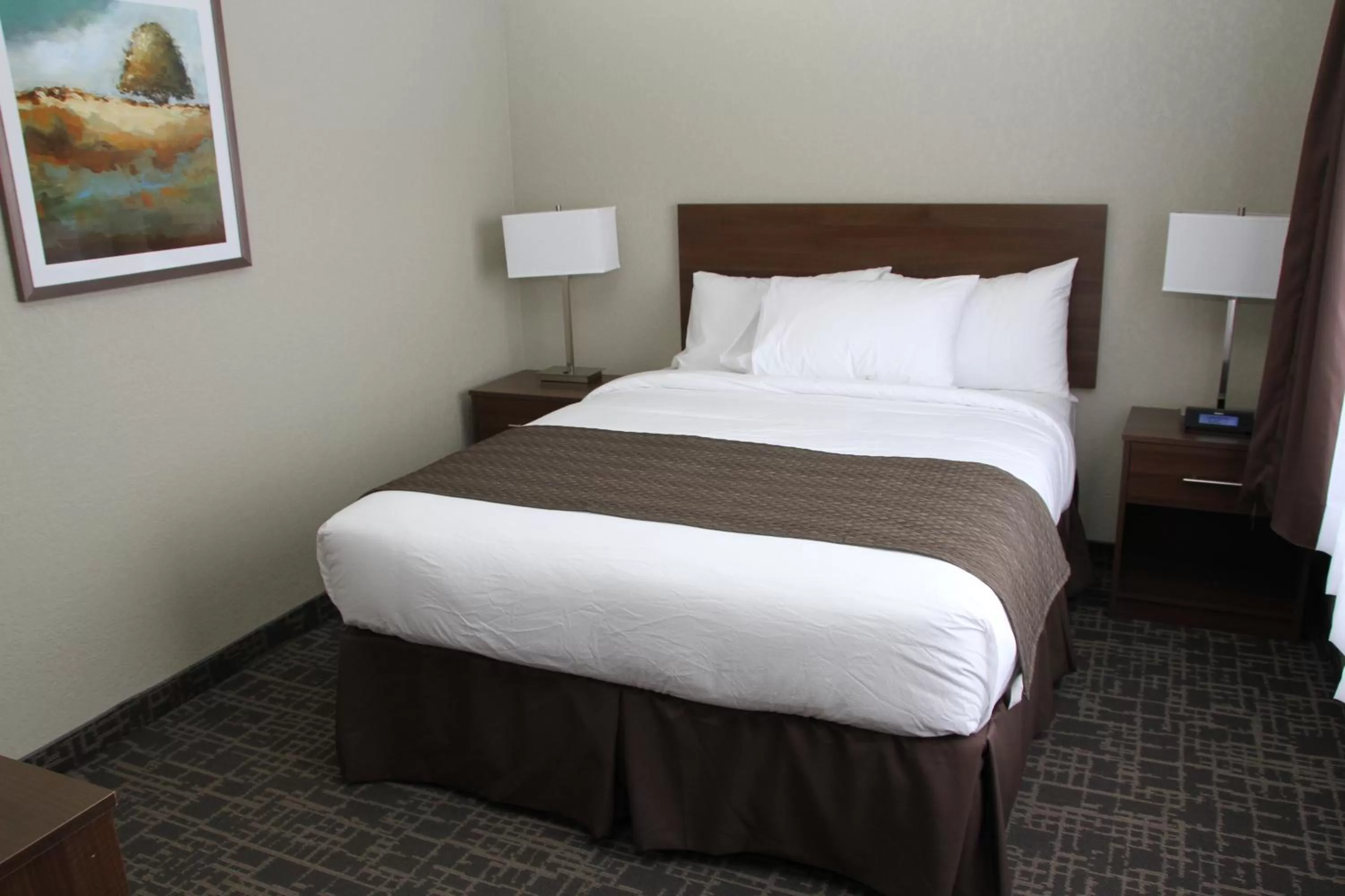 Bedroom, Bed in Days Inn & Suites by Wyndham Yorkton