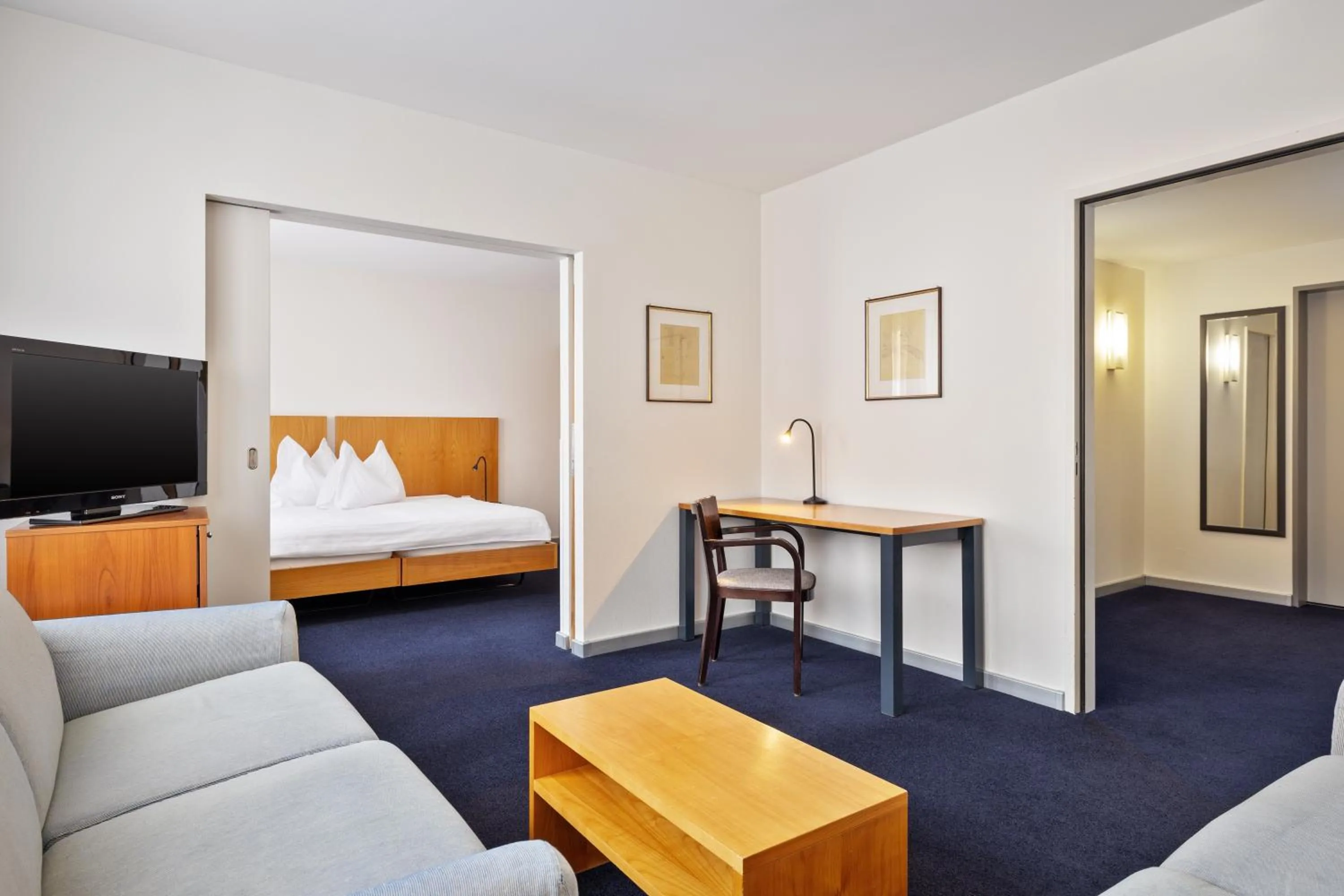 TV and multimedia, Bed in Merian am Rhein