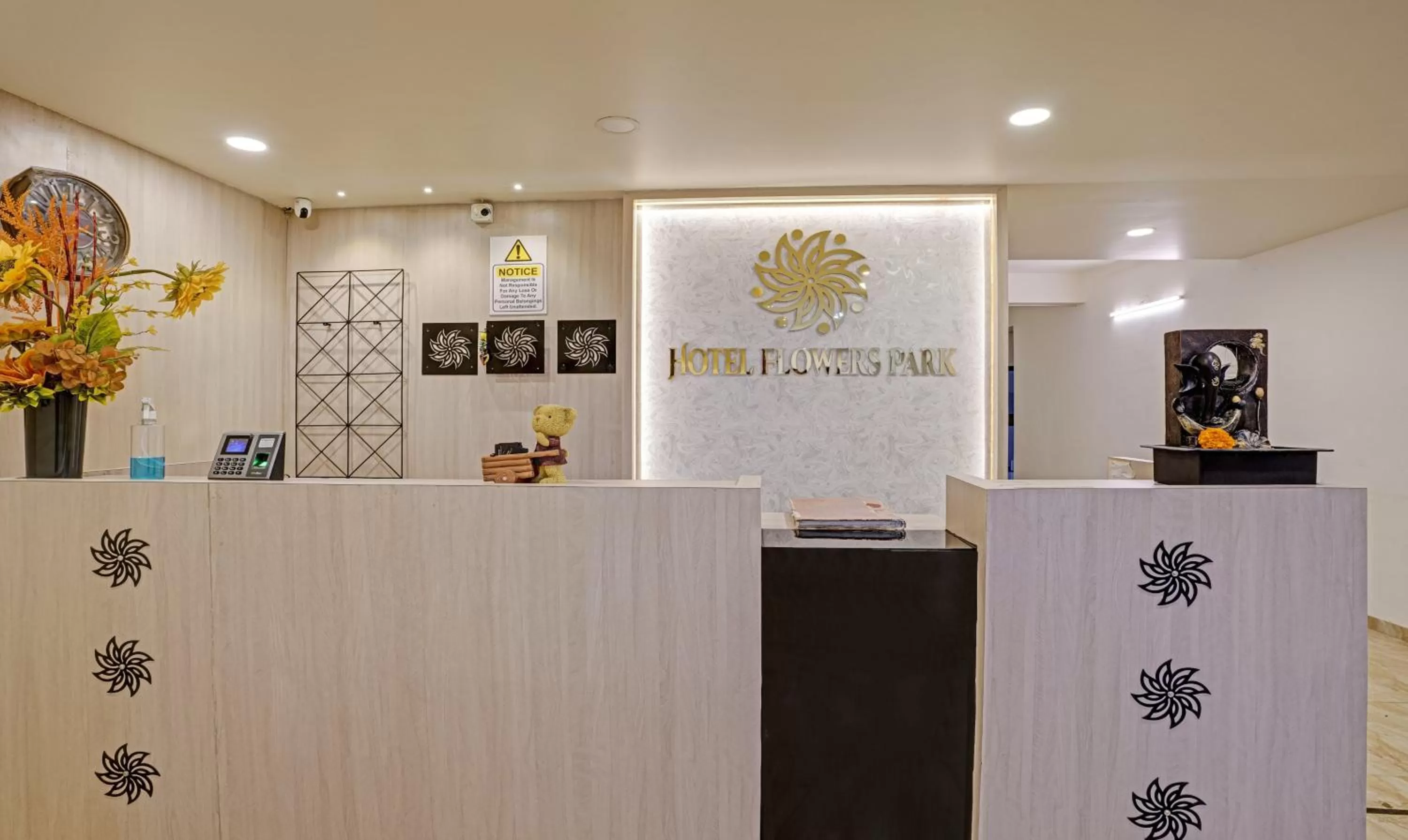 Lobby or reception in Itsy Hotels Flowers Park