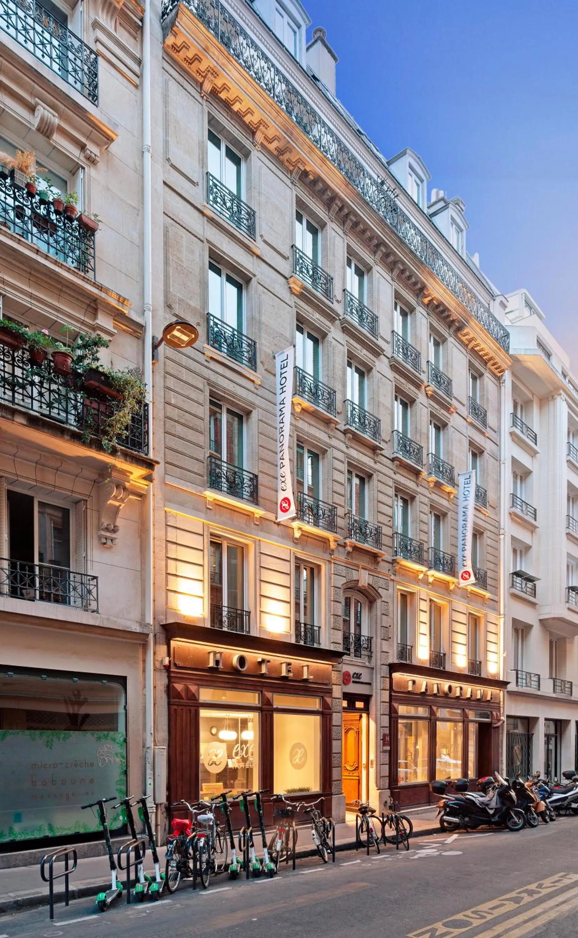 Facade/entrance in Exe Panorama