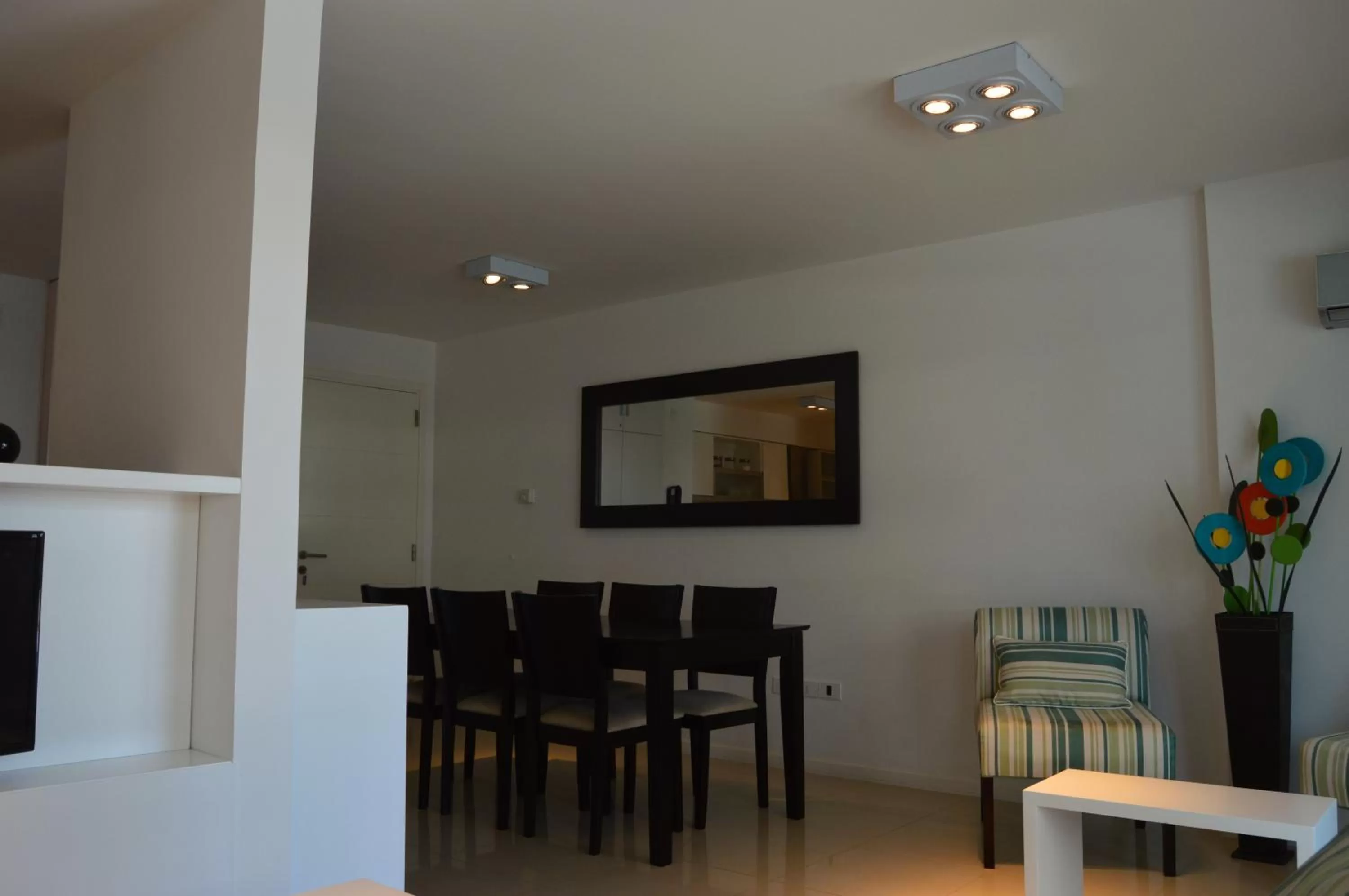 Dining Area in Arenas del mar