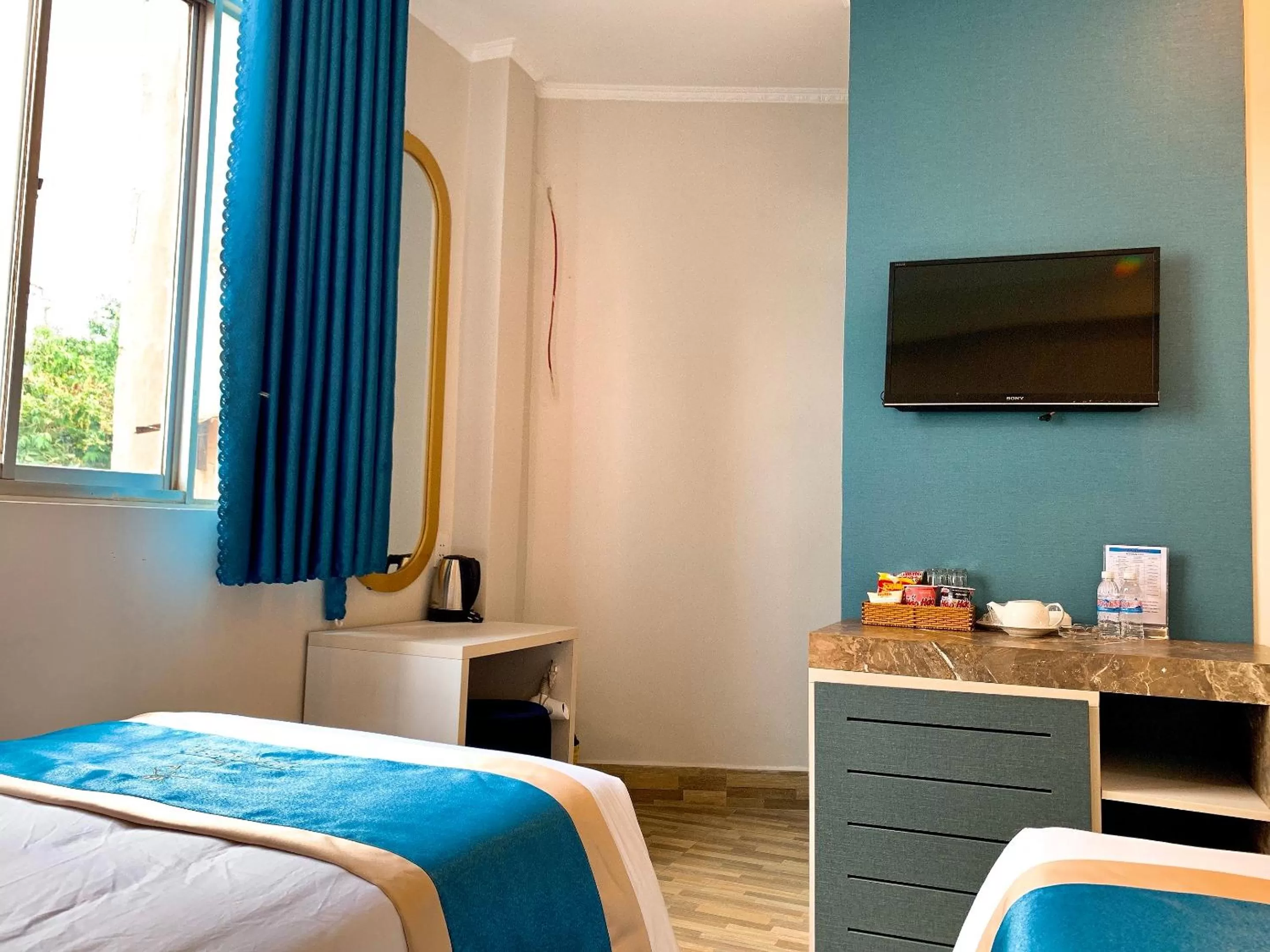 TV and multimedia, Bed in LION HOTEL