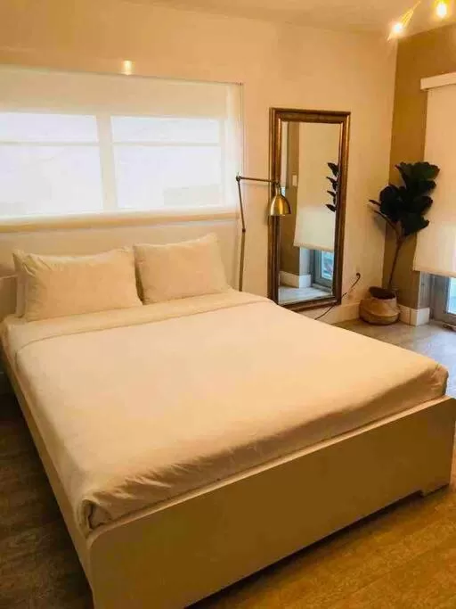 Bed in Suites at The Strand on Ocean Drive