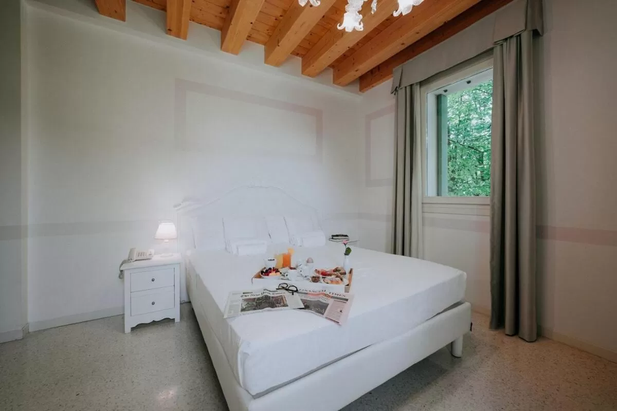 Standard Double or Twin Room in Hotel Villa Patriarca