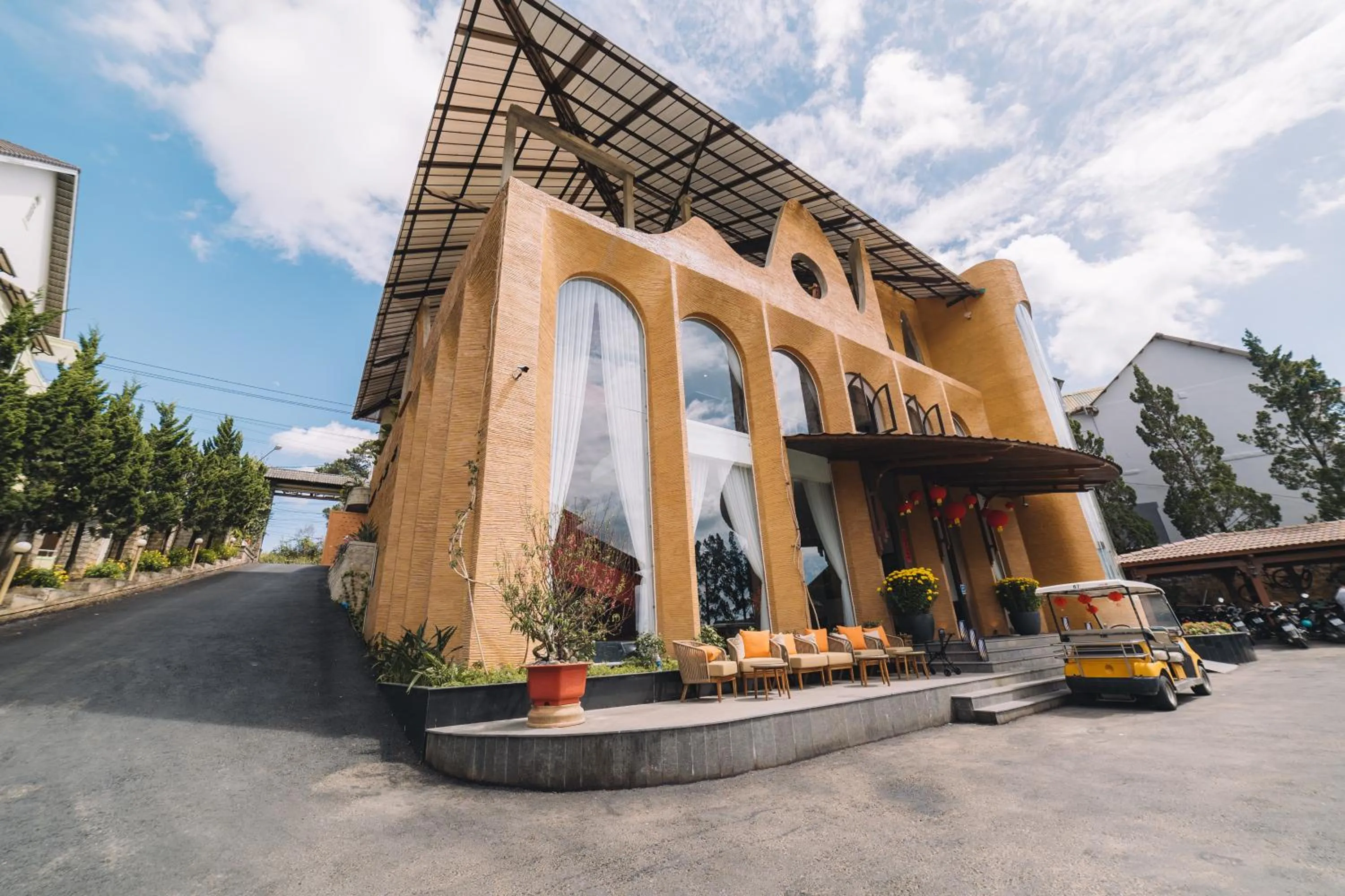 Property building in Zen Valley Dalat