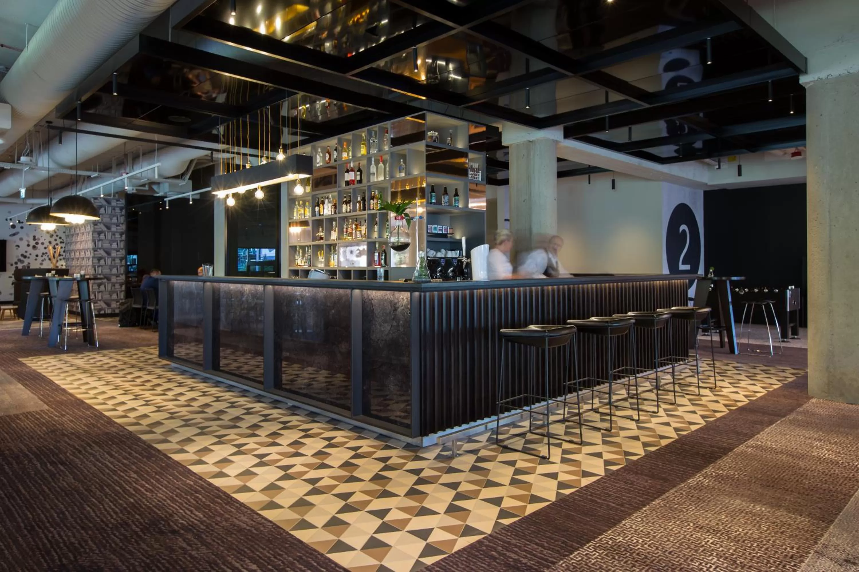 Lounge or bar in Novotel Wrocław Centrum