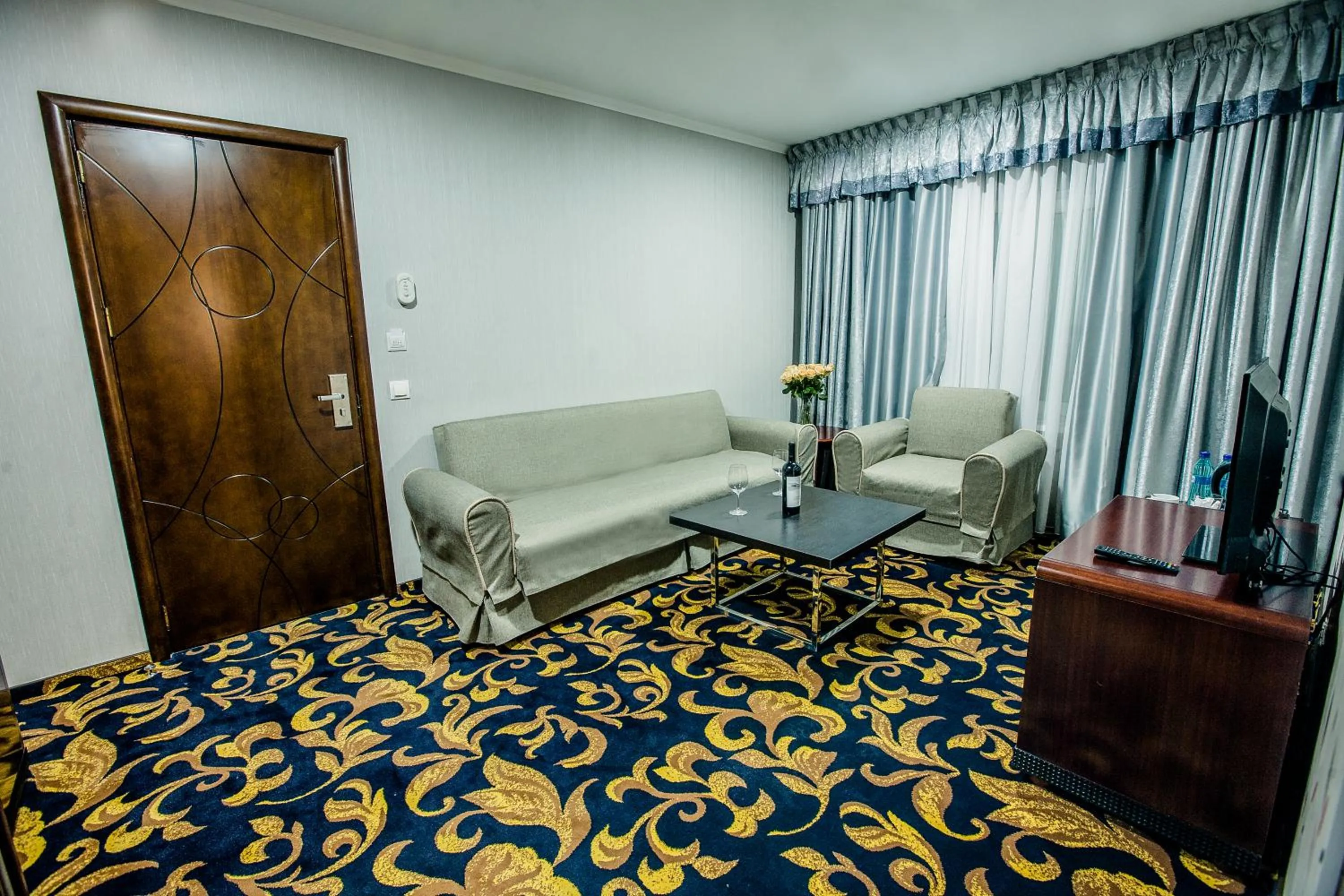 Seating area in Aria Hotel Chisinau