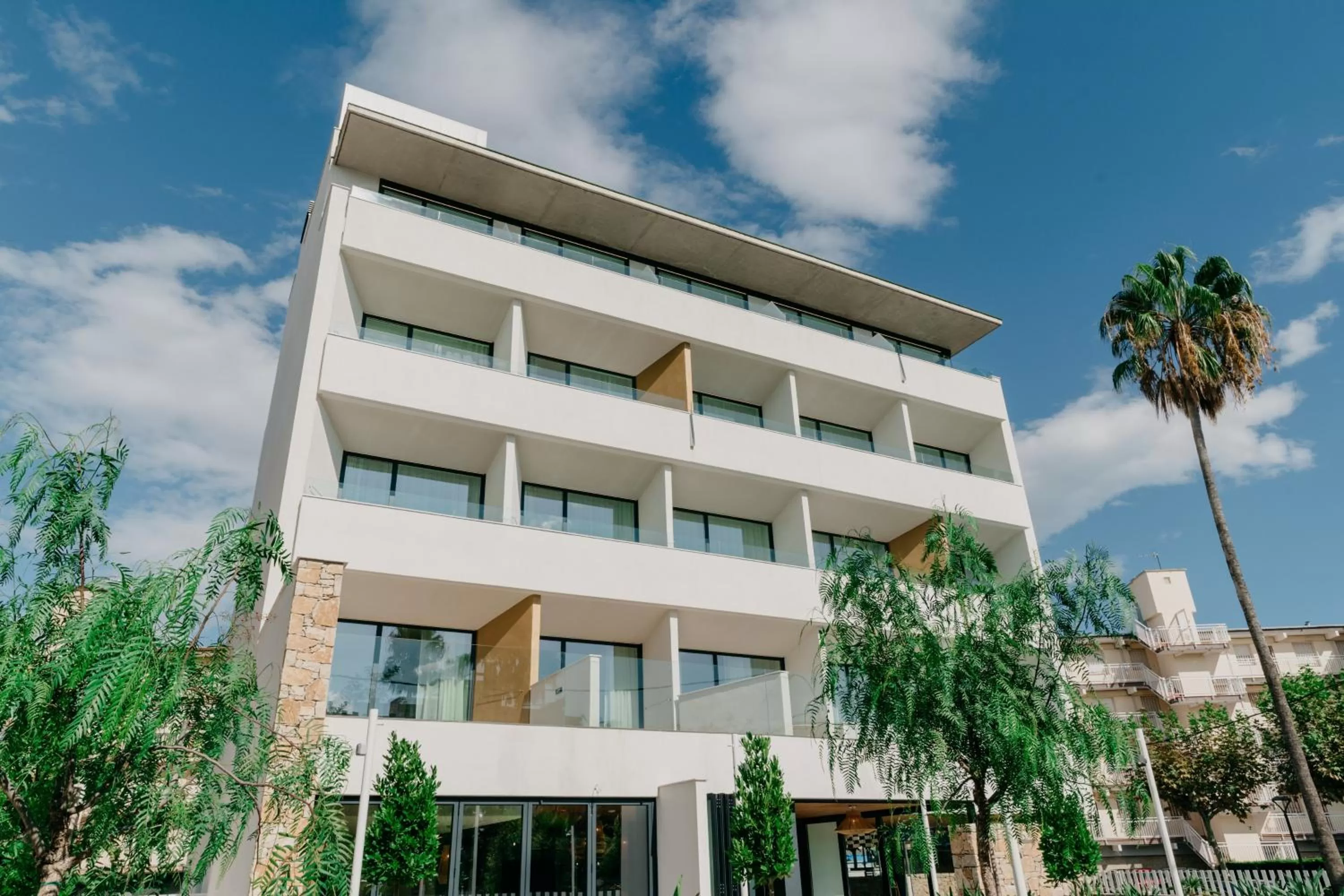 Facade/entrance in Instants Boutique Hotel