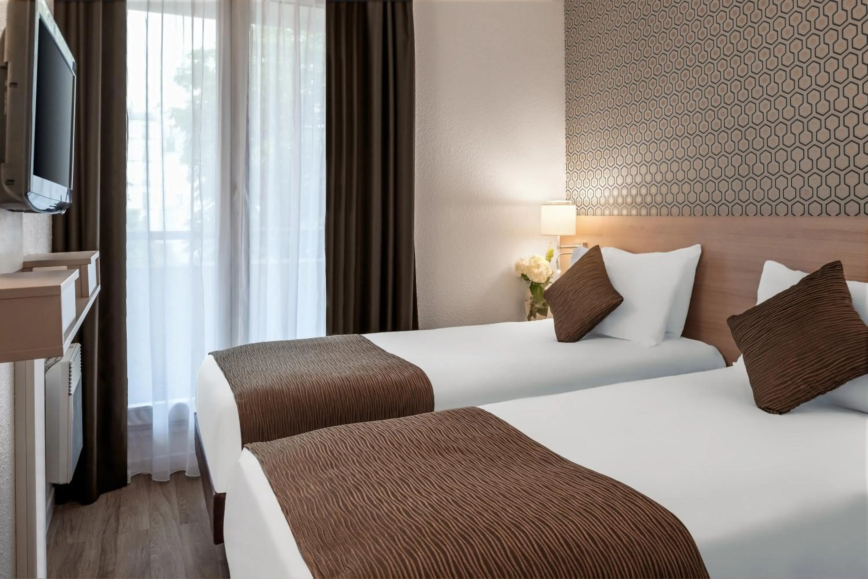 Bed in Citadines Bastille Gare de Lyon Paris