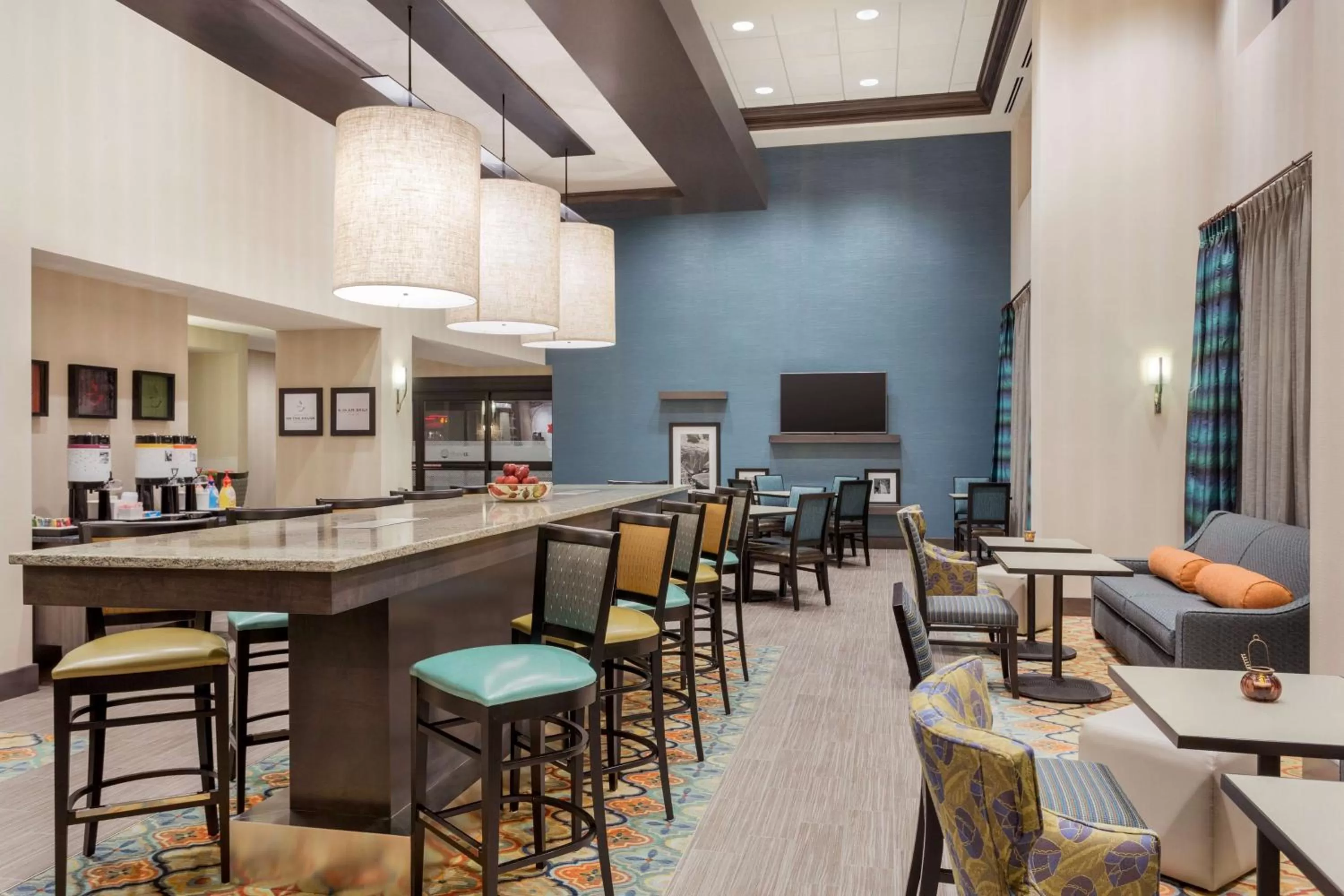 Lobby or reception in Hampton Inn & Suites West Des Moines Mill Civic