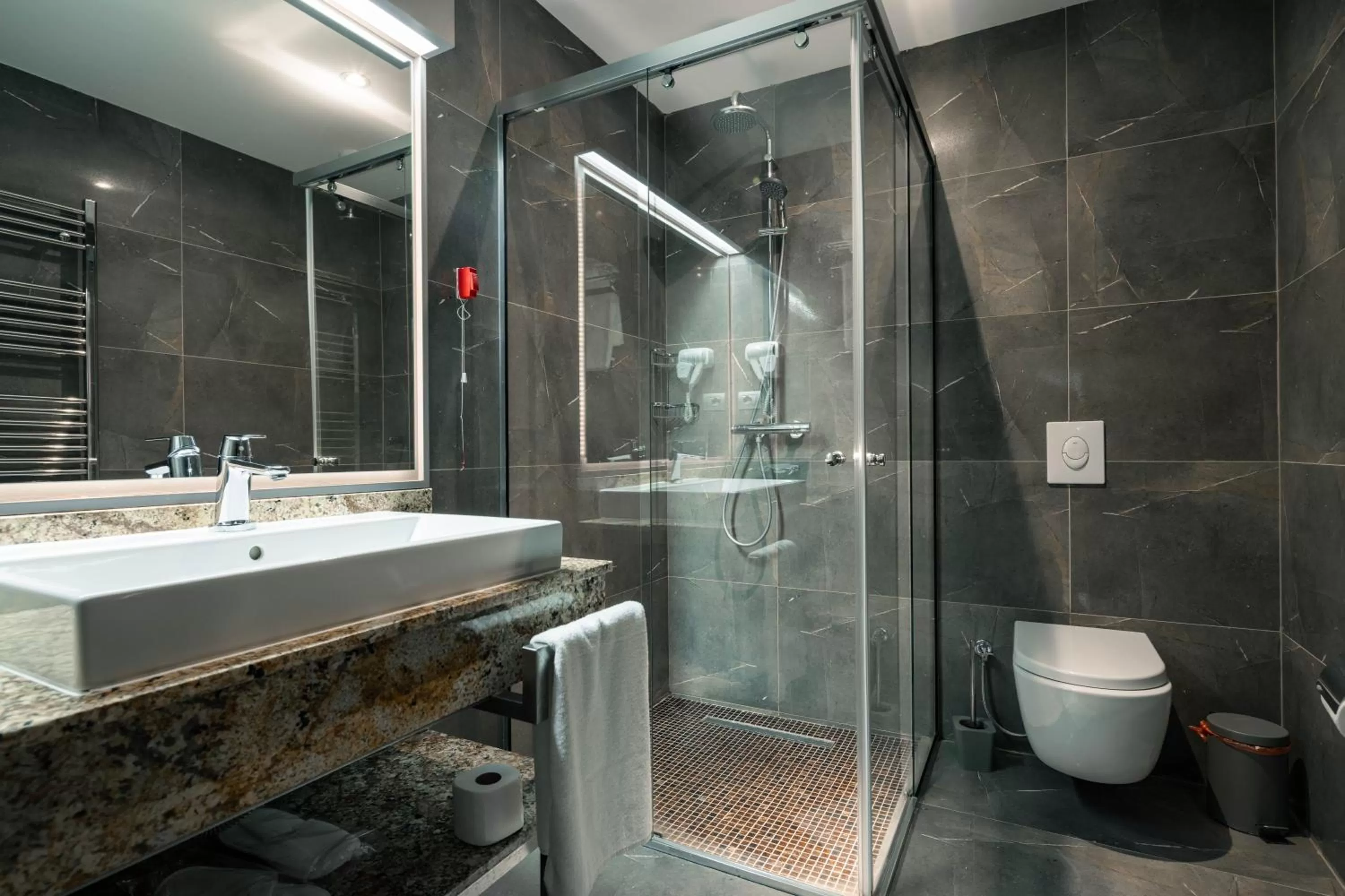 Bathroom in Hotel Prishtina