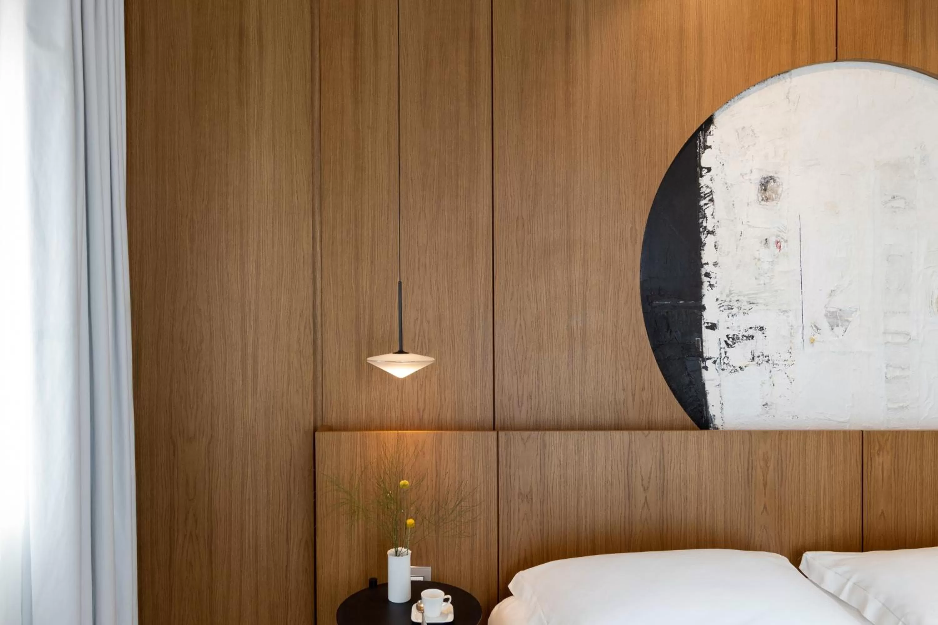 Bed in Taodomus Boutique Hotel