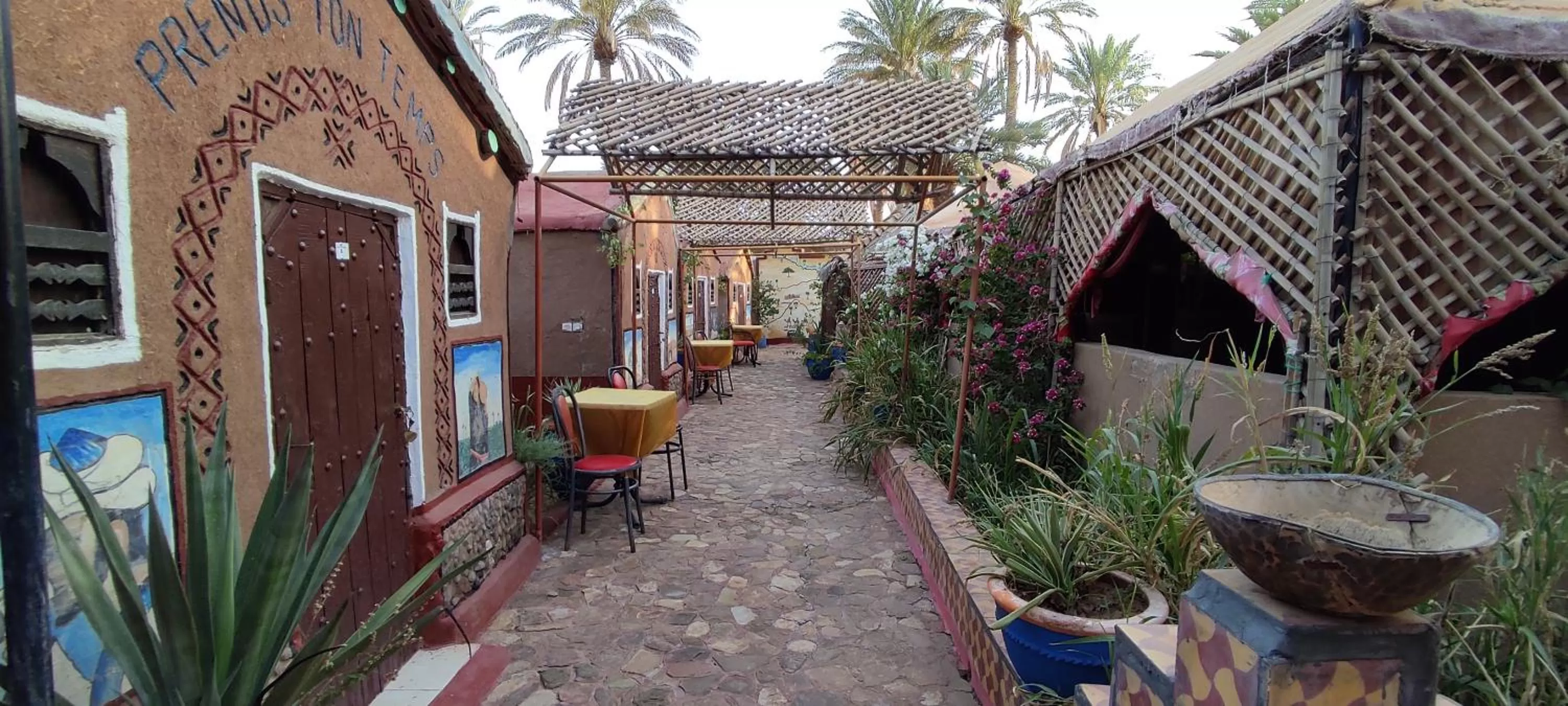 Property building in Prends Ton Temps