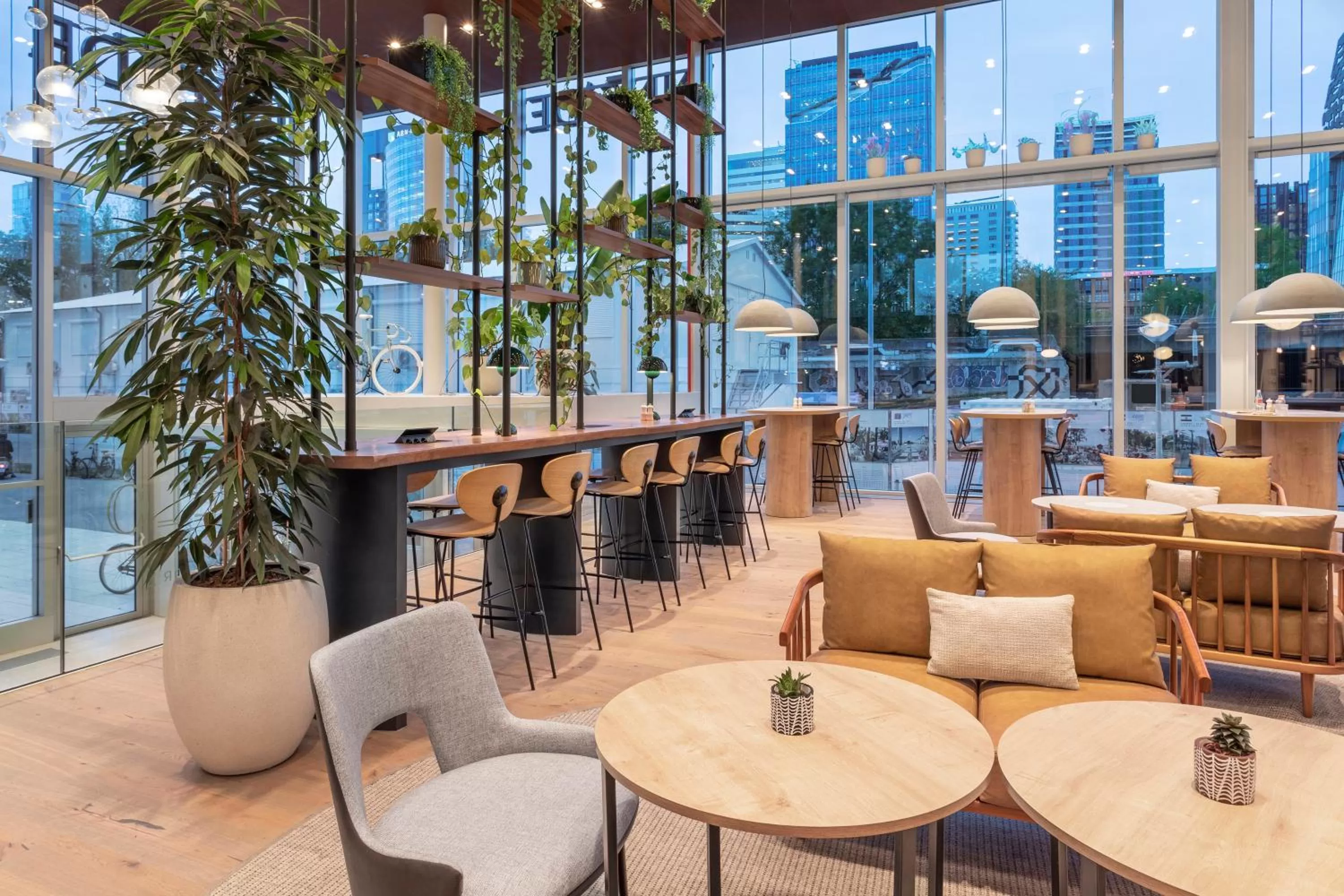 Restaurant/places to eat in INNSiDE by Meliá Amsterdam