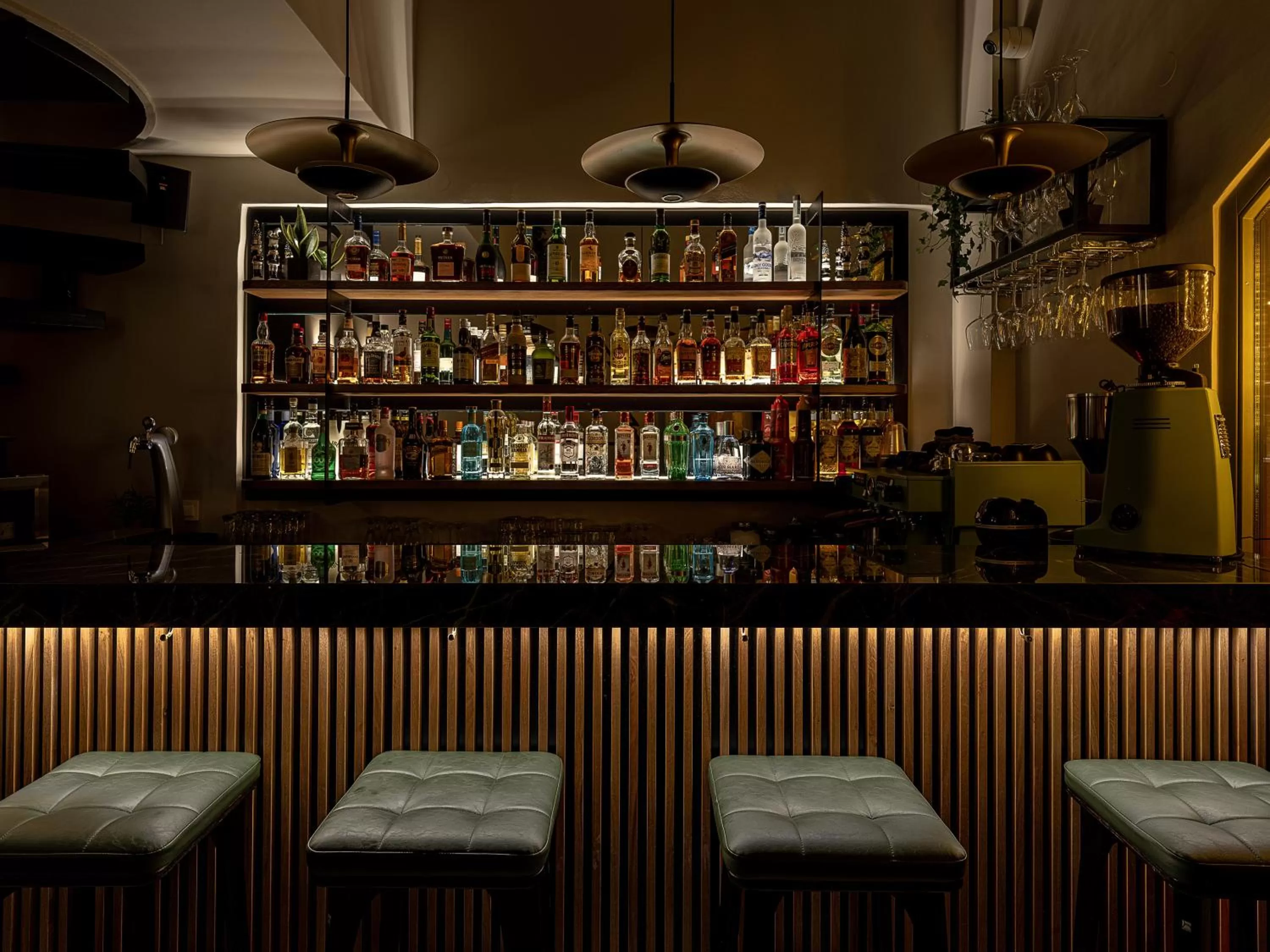 Lounge or bar in Riviera Suites