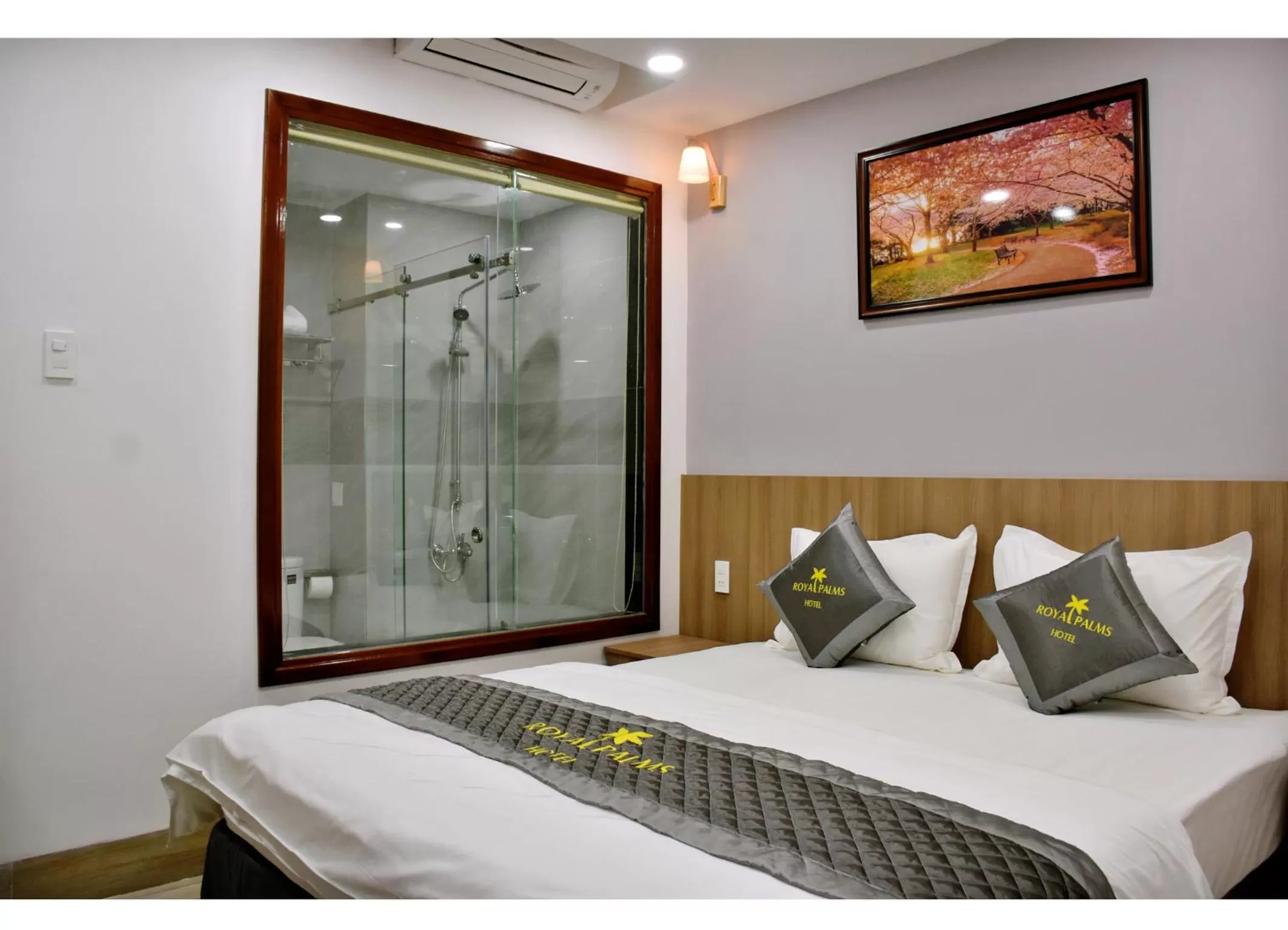 Bed in Royal Palms Hotel