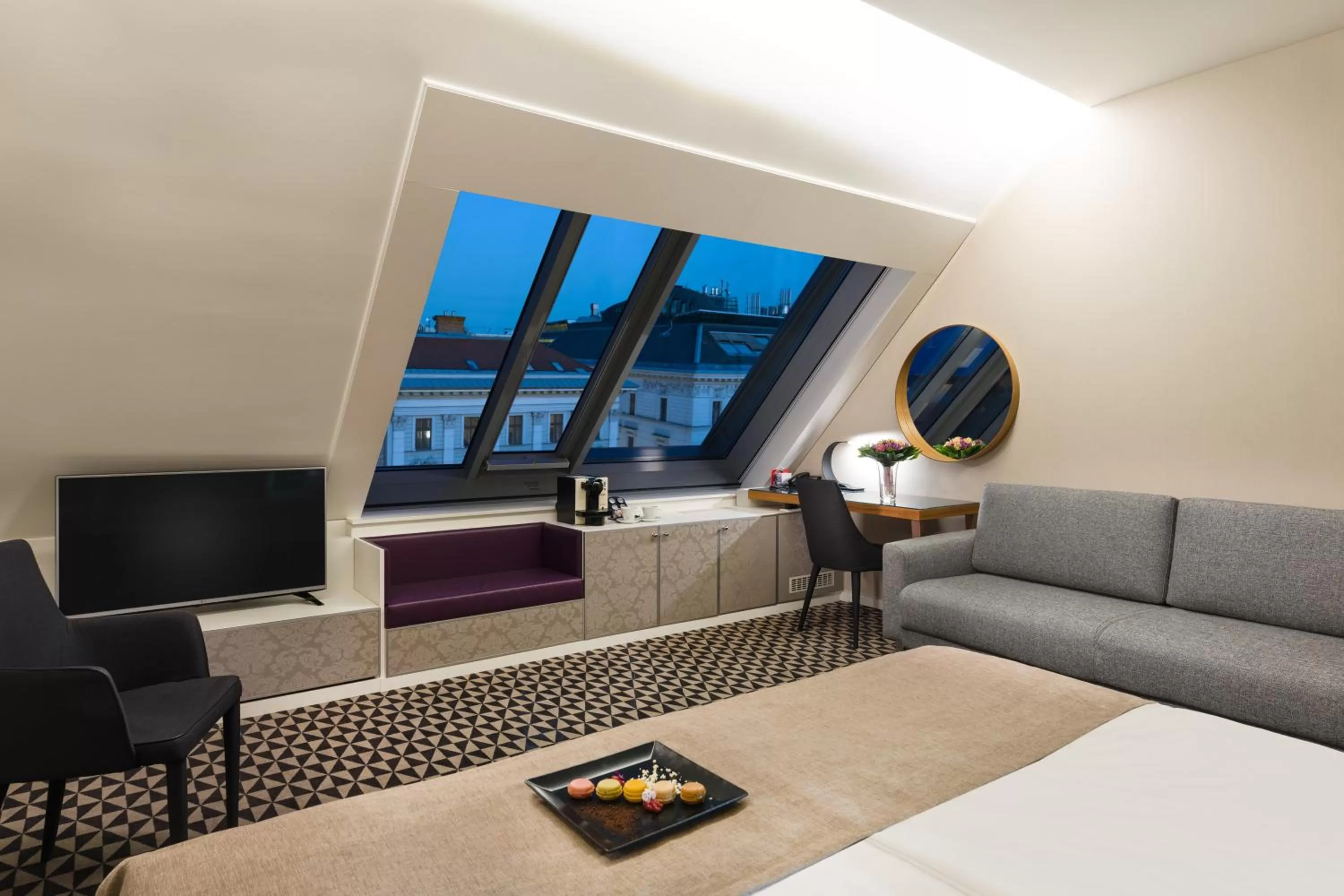 Bathroom, Bed in Hotel Moments Budapest by Continental Group