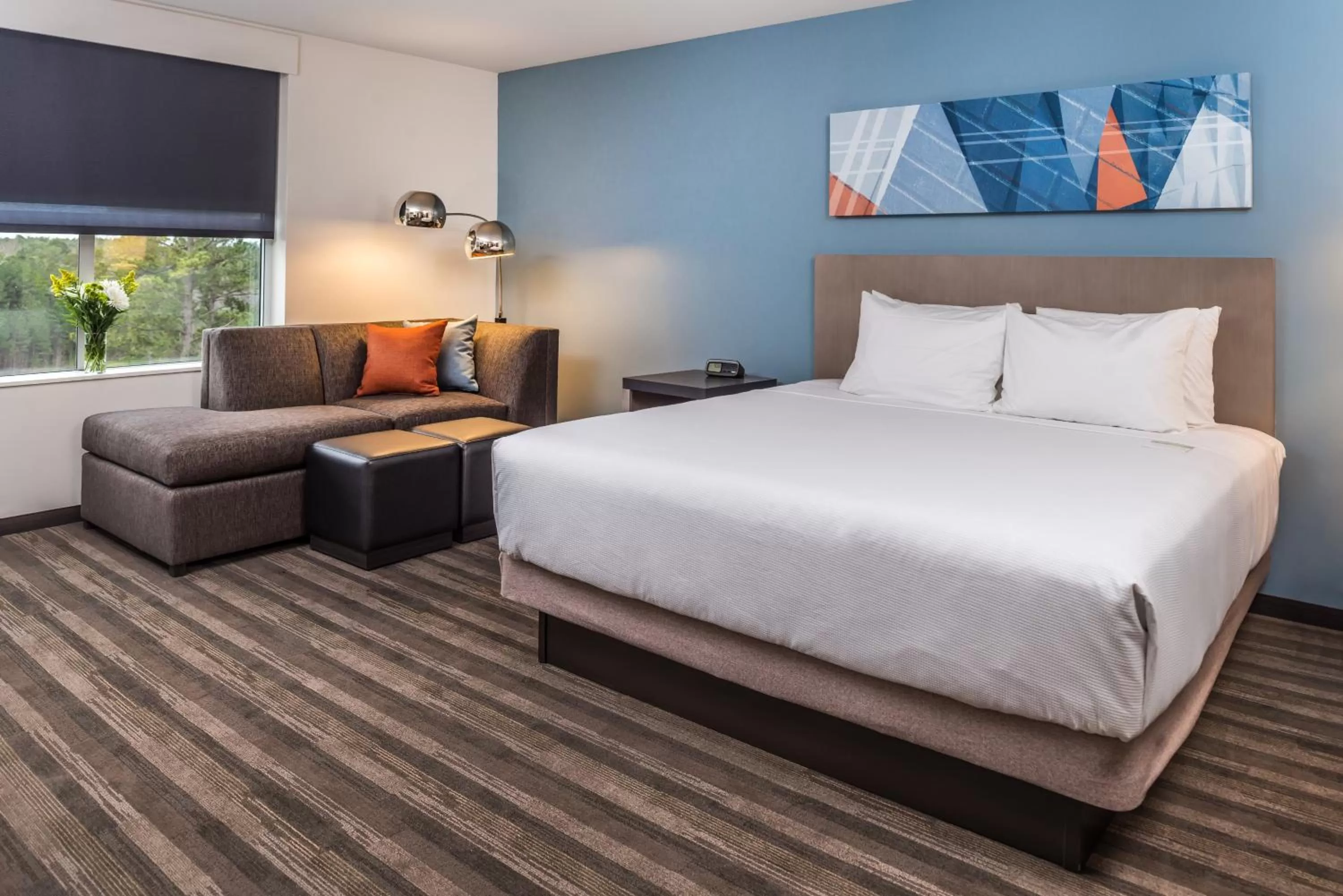 Bedroom, Bed in Hyatt House Raleigh/Rdu/Brier Creek