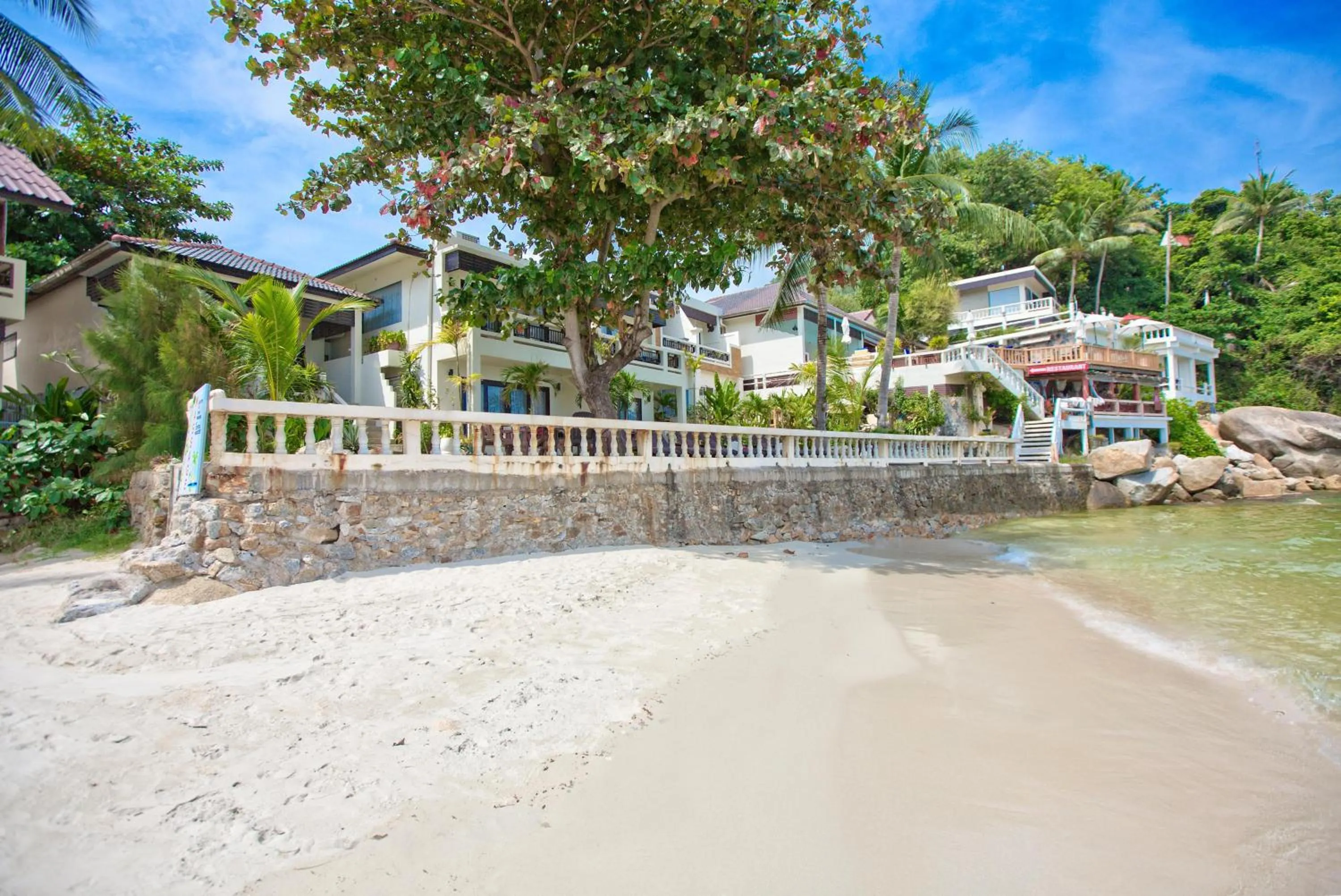 Facade/entrance in Crystal Bay Beach Resort