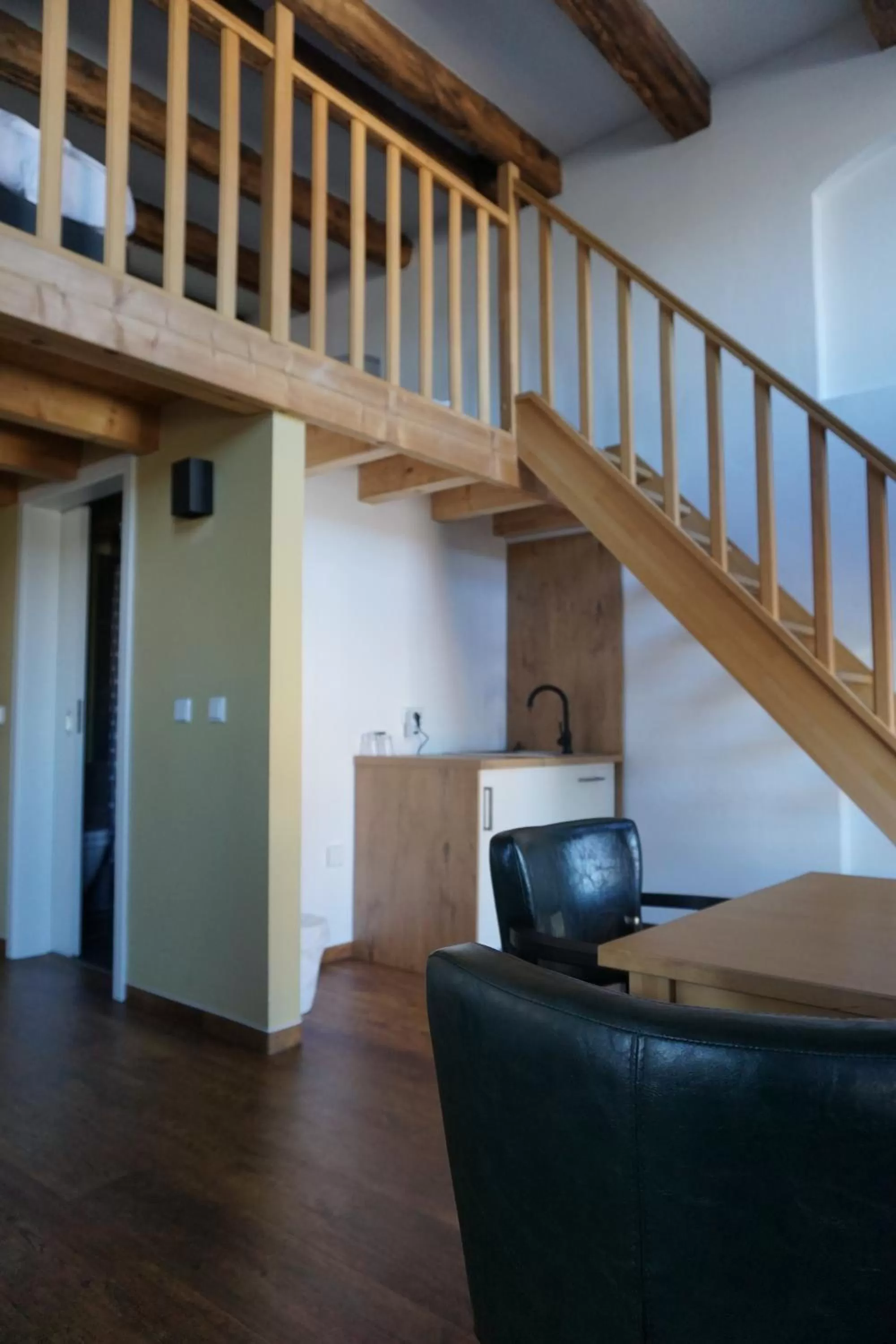 Dining area, Kitchen/Kitchenette in Hotel Alter Hafenspeicher