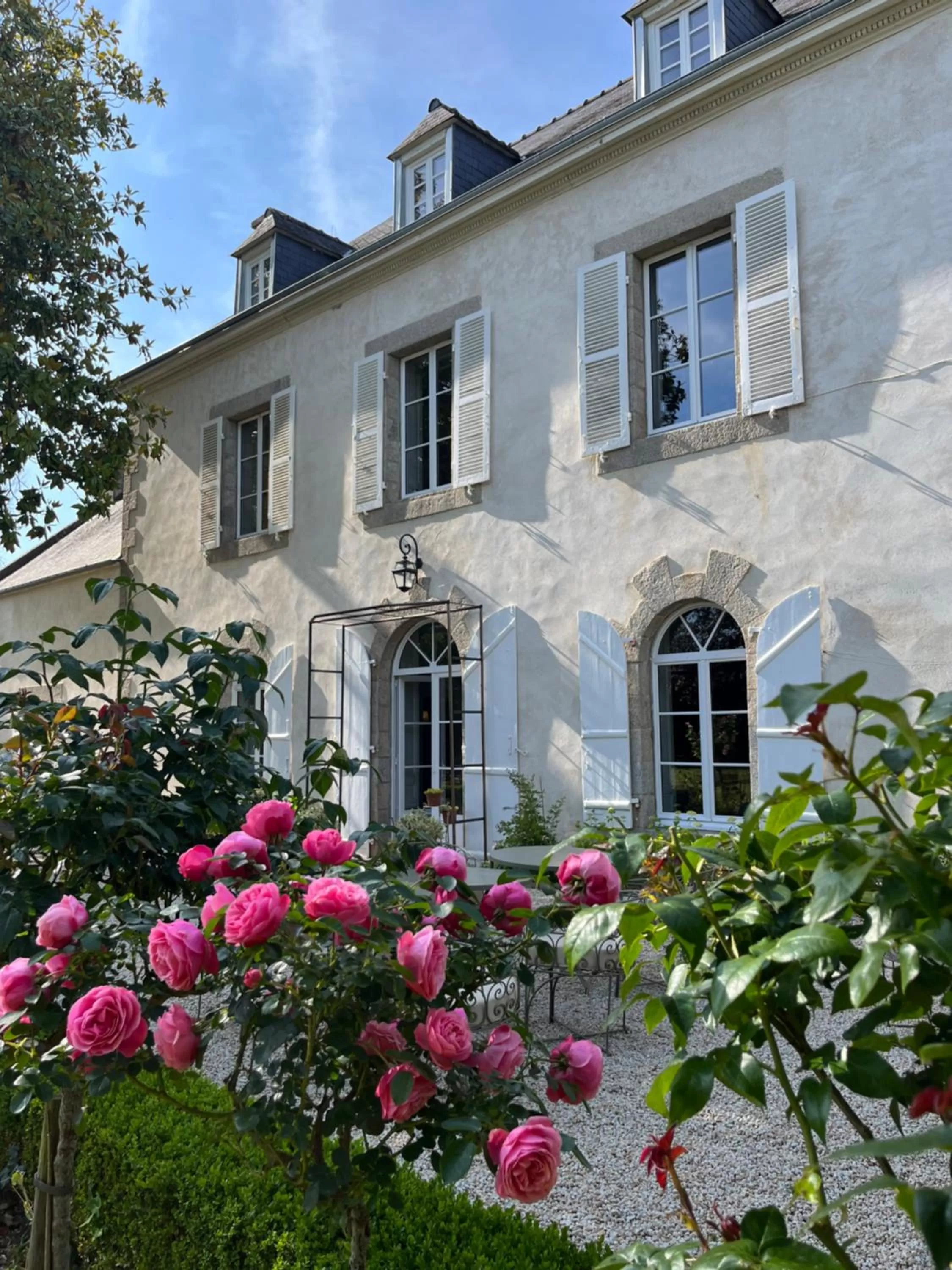 Property Building in la_grande_guerais