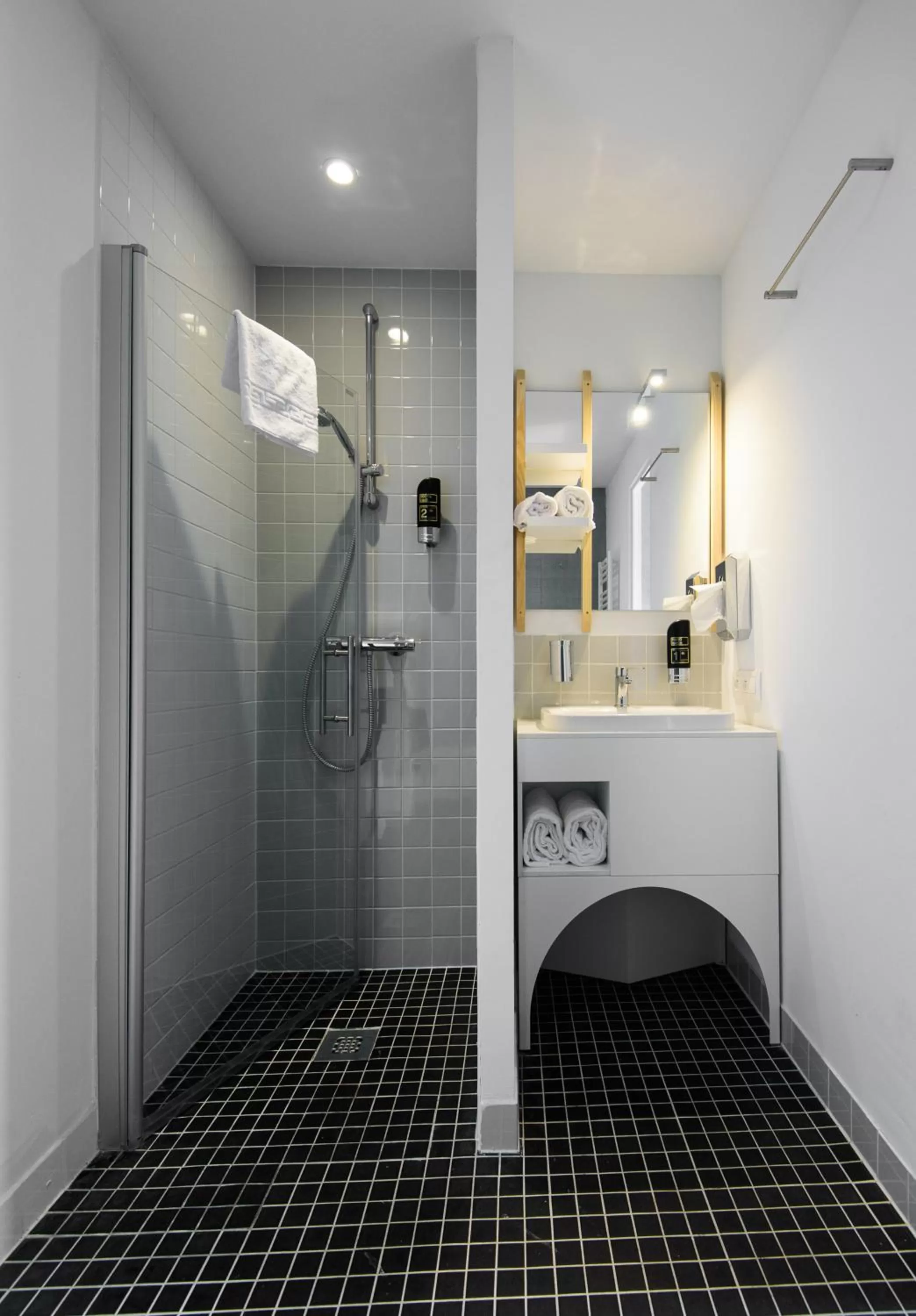 Bathroom in Hôtel Belvue