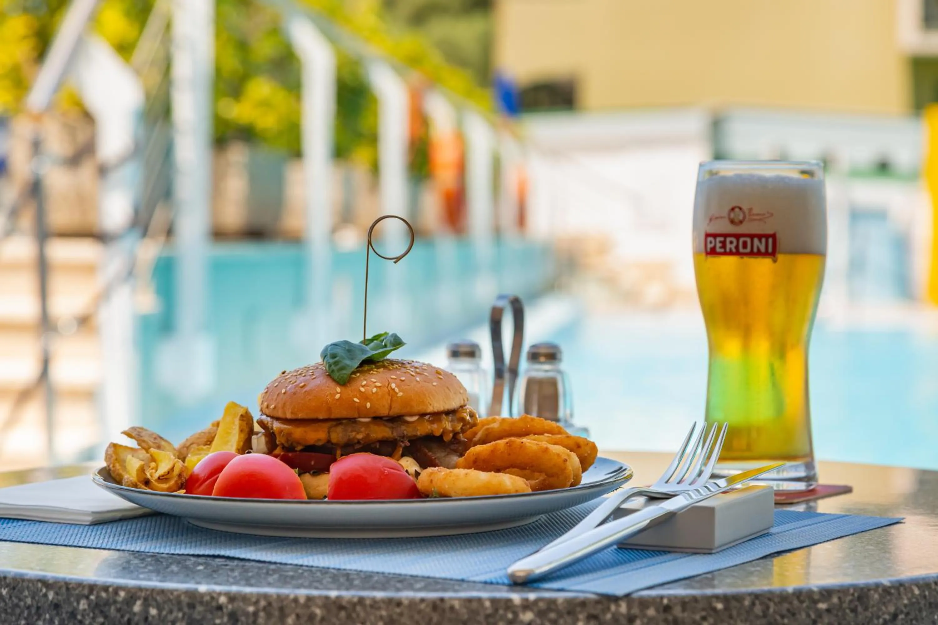 Food and drinks in Best Western Hotel La Solara