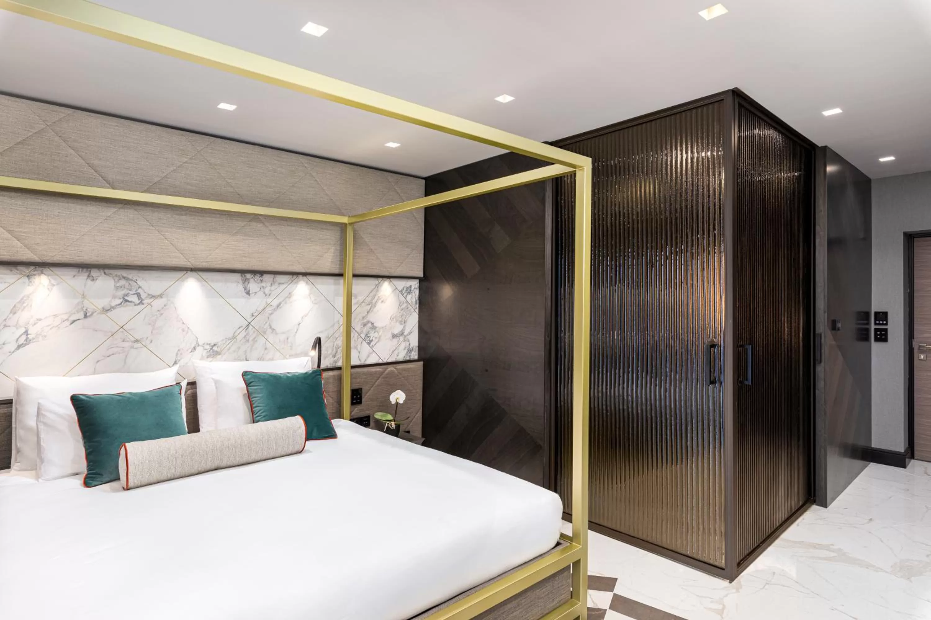 Bedroom, Bed in Lure Hotel & Spa - Adults Only