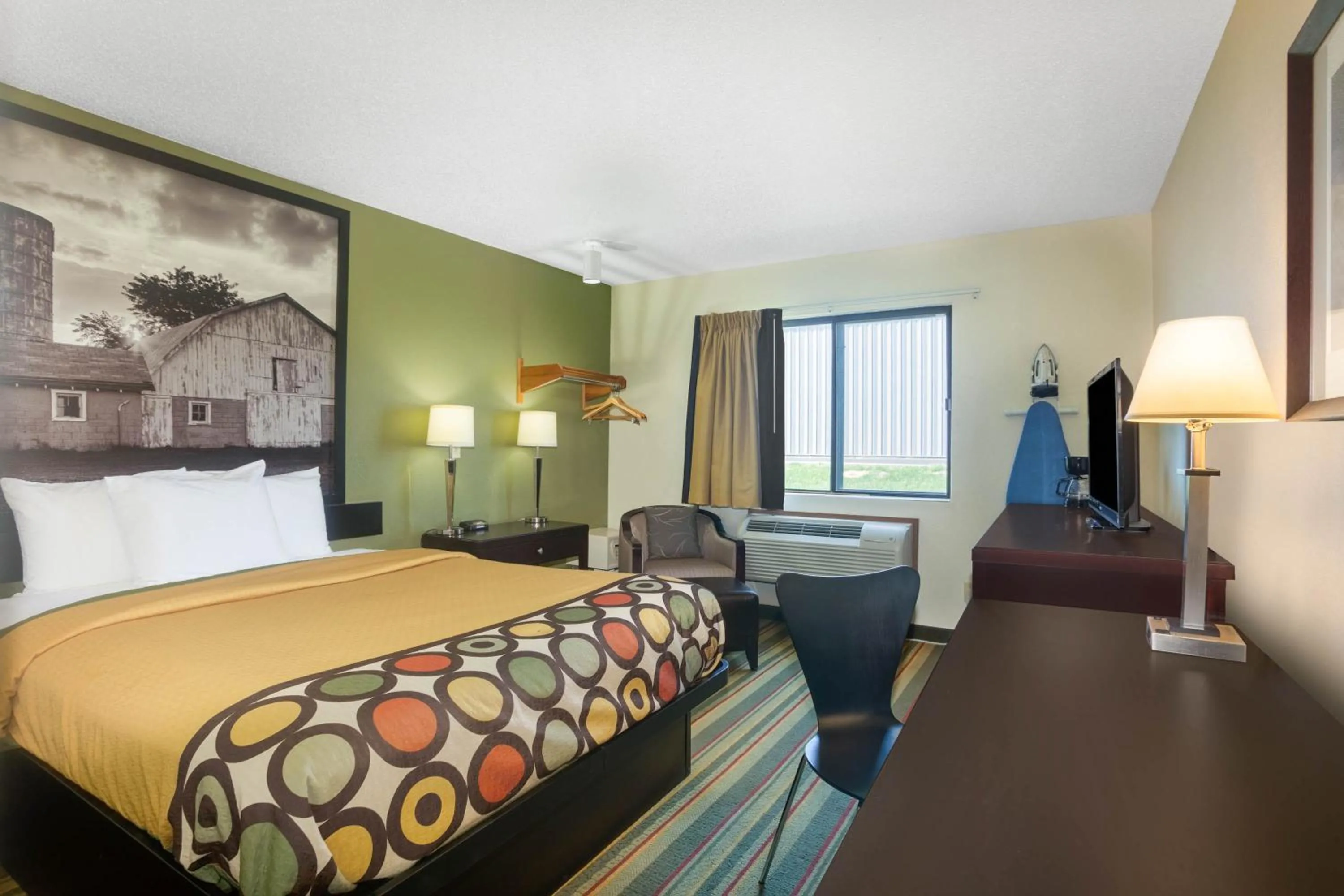 Bed in Super 8 by Wyndham El Dorado