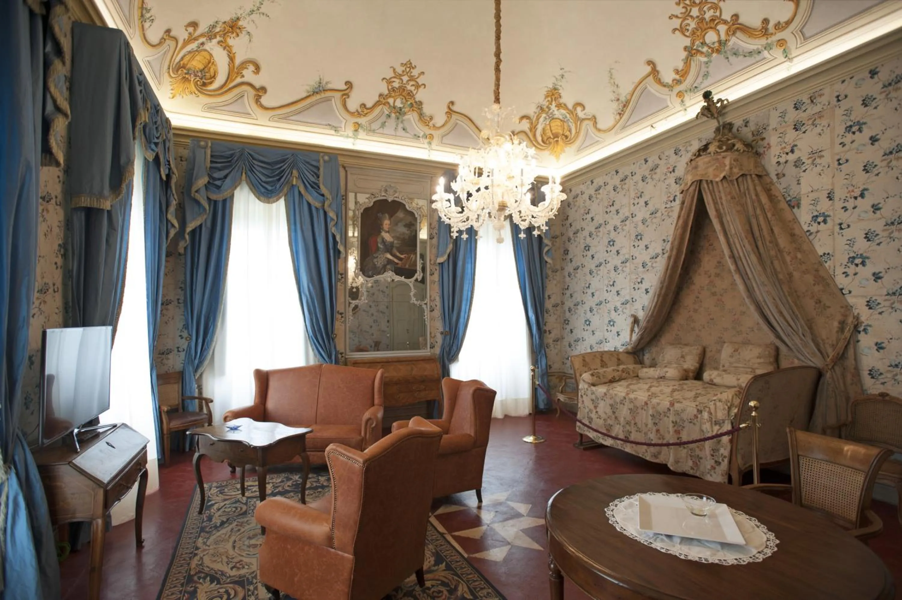 Living room in Castello di Guarene