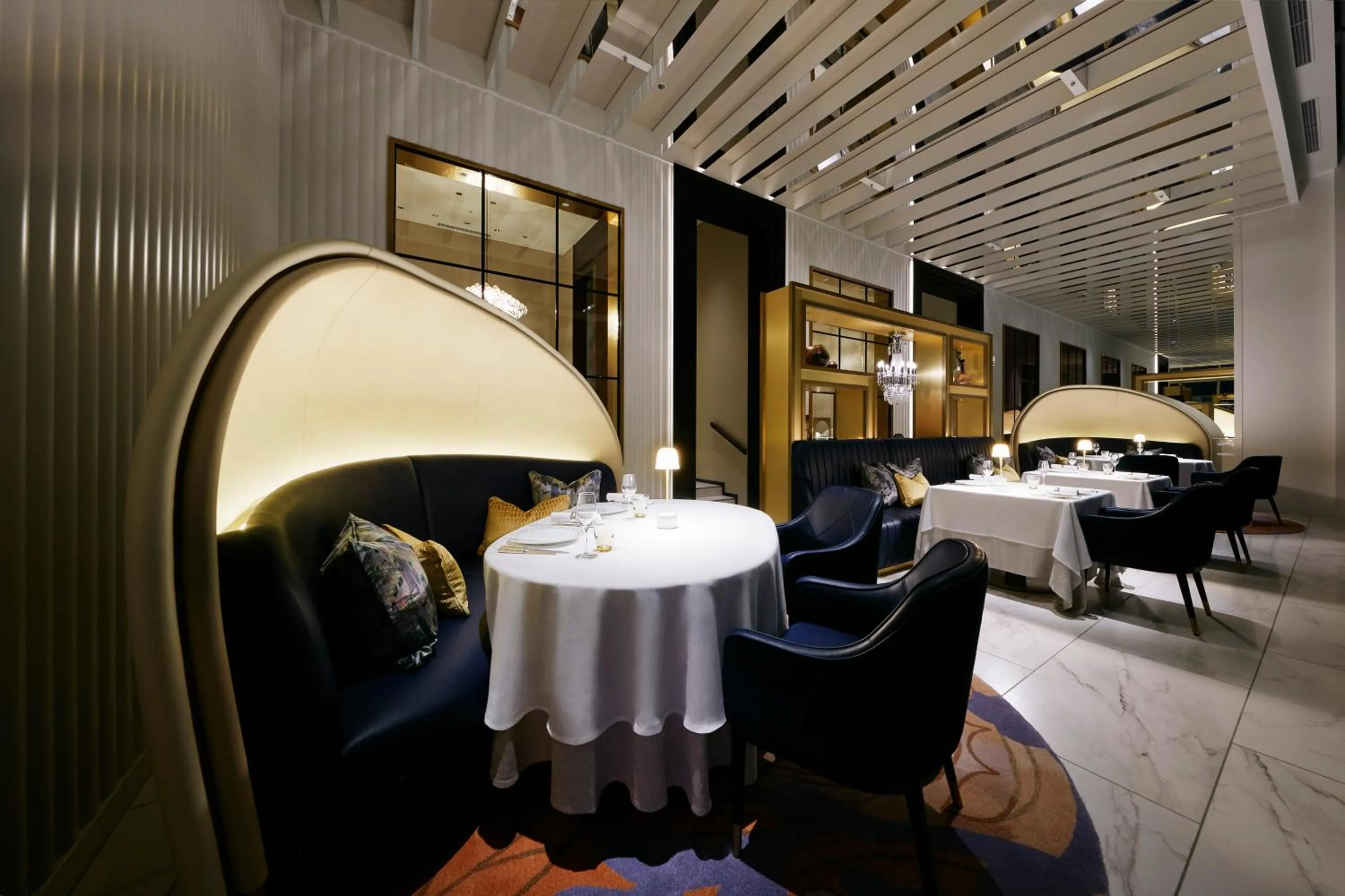 Restaurant/places to eat in The Kahala Hotel & Resort Yokohama