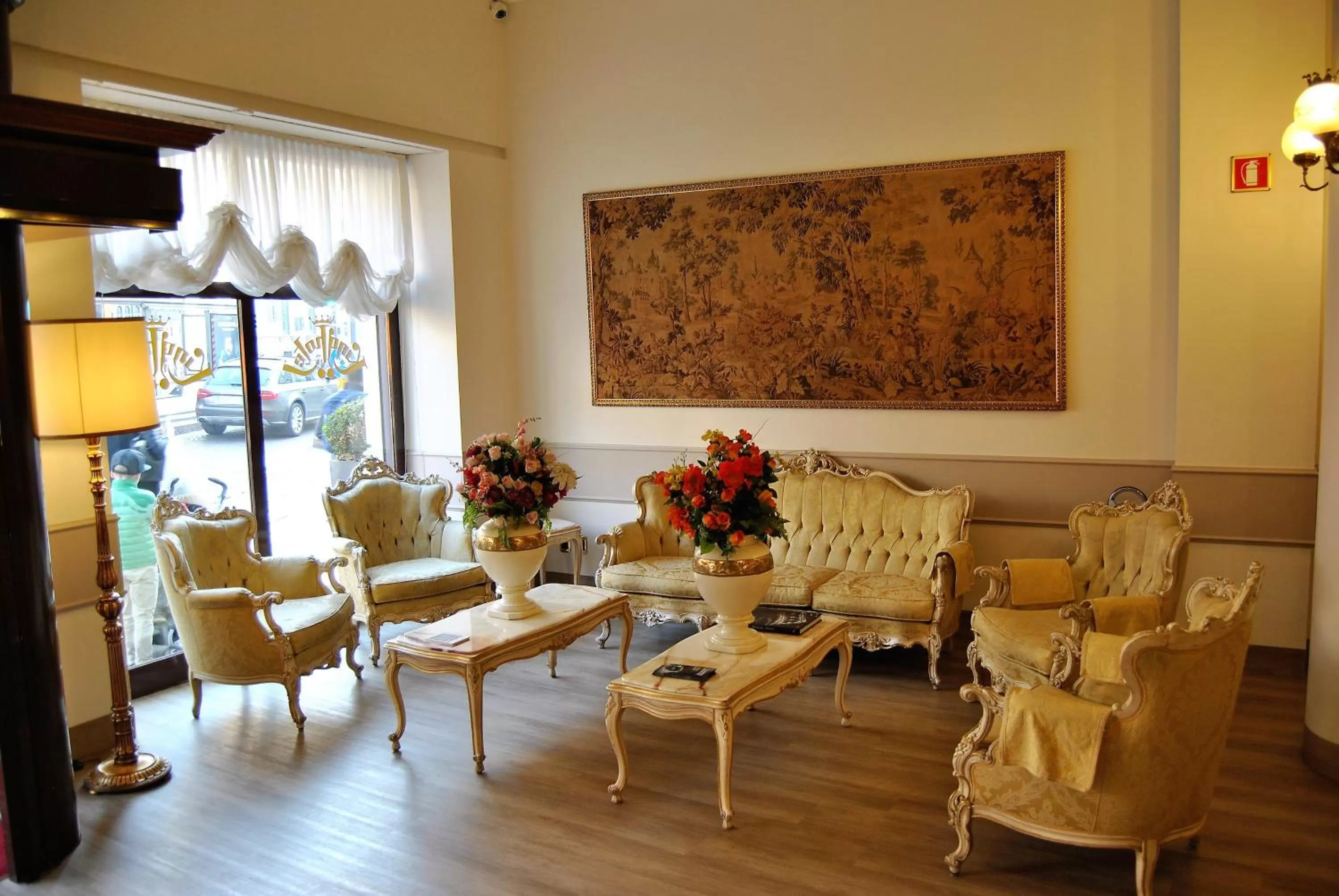 Lobby or reception in Mokinba Hotels King