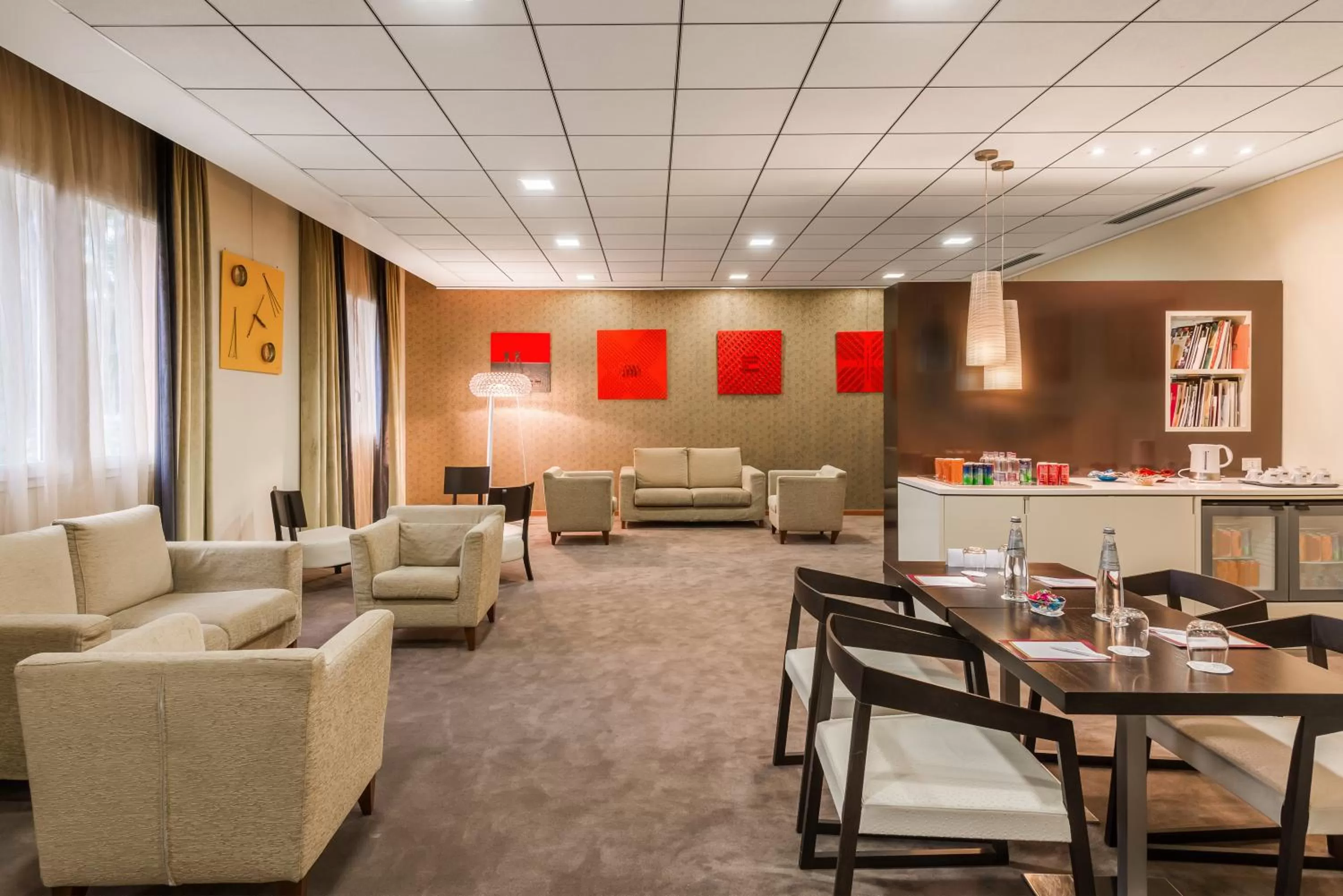Meeting/conference room in Crowne Plaza Venice East by IHG