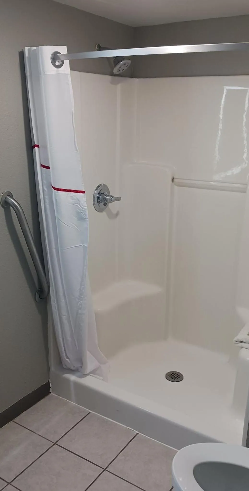 Bathroom in Red Roof Inn Fort Worth West