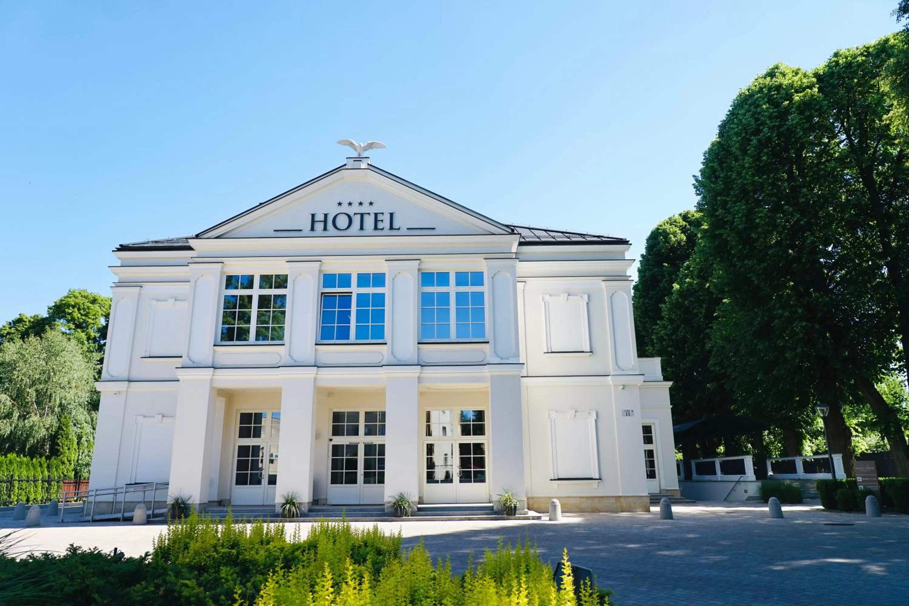 Property Building in Hotel Sokół Wellness & SPA