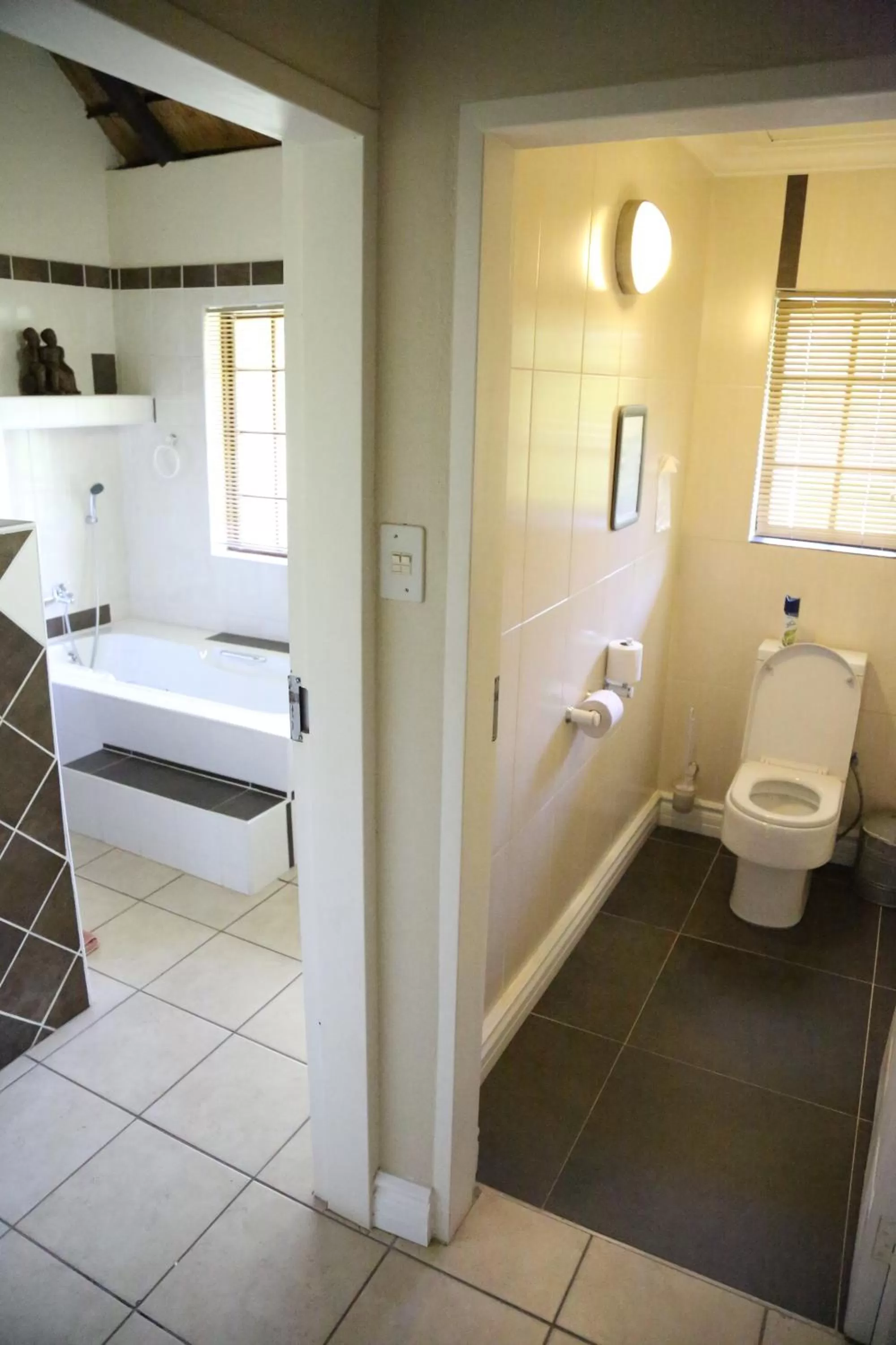 Bathroom in The Highveld Cape Inn
