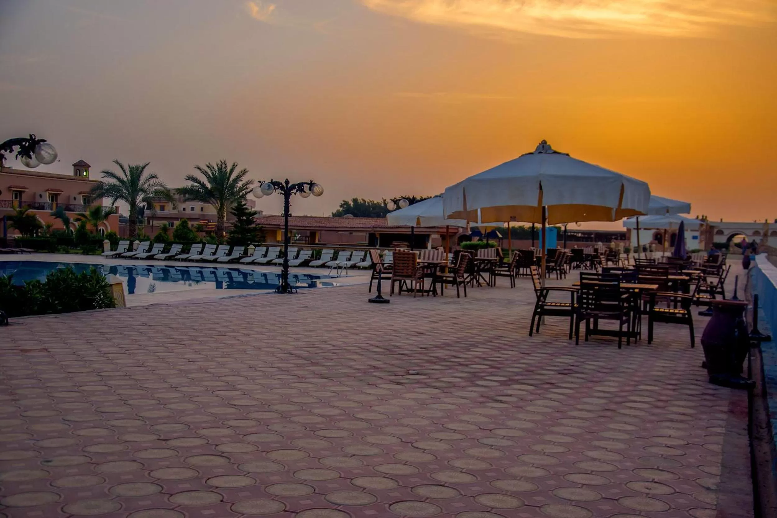 Helnan Auberge Fayoum