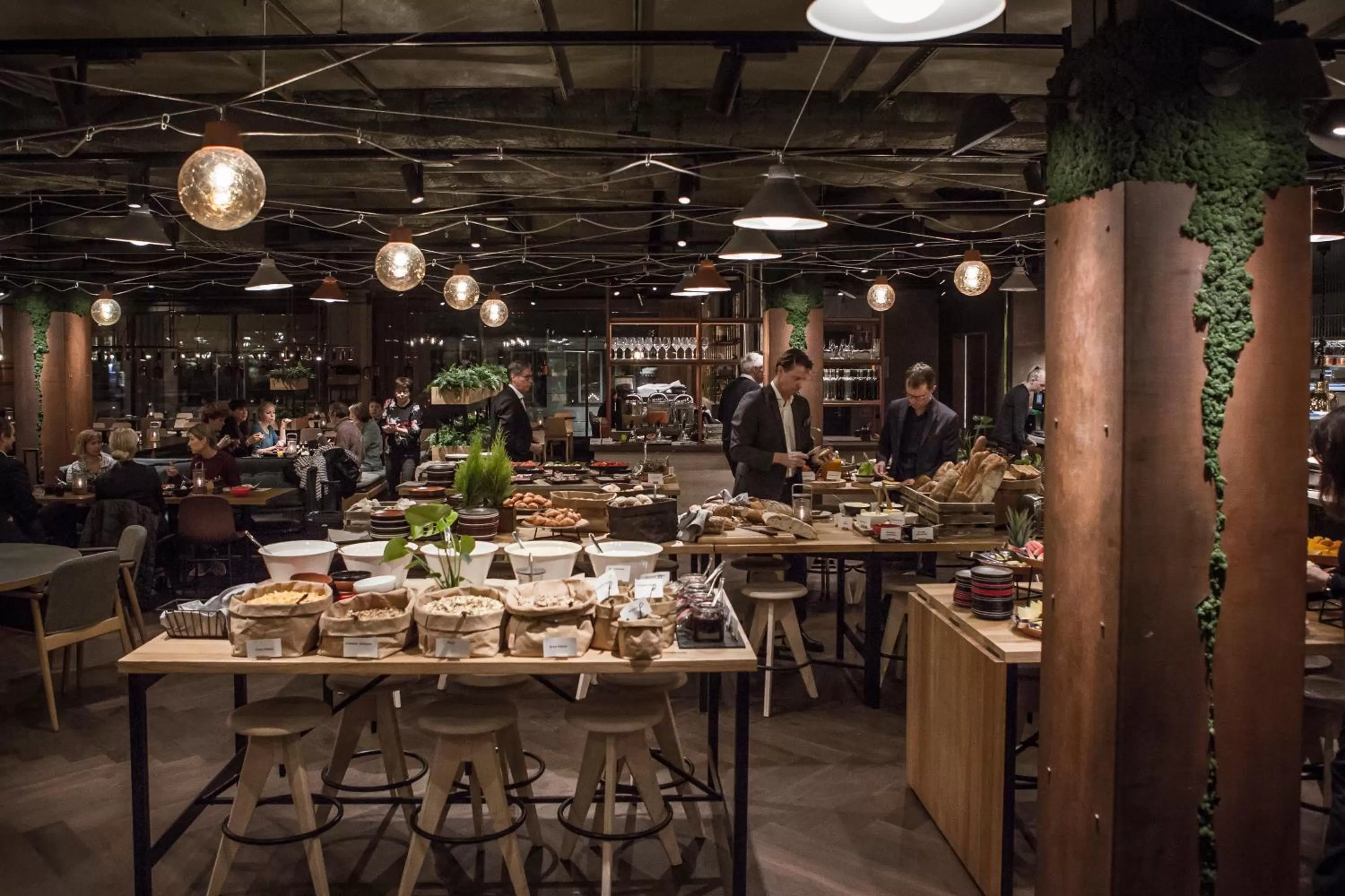 Breakfast in Downtown Camper by Scandic