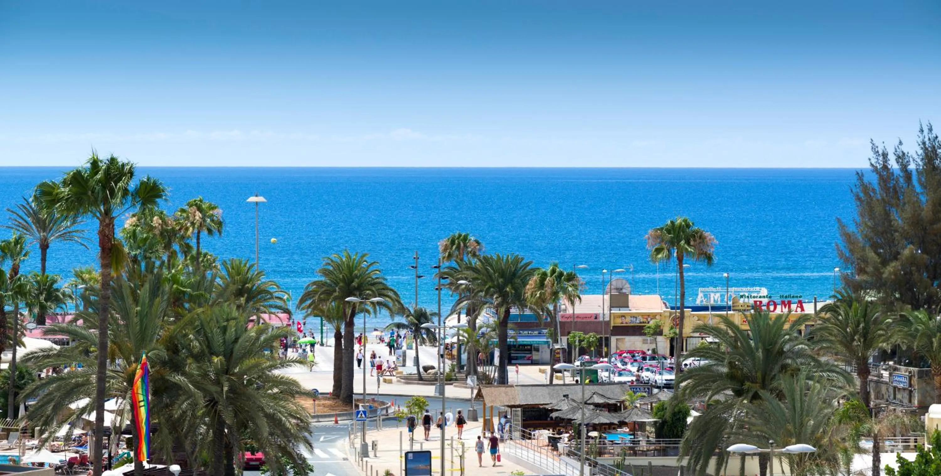 Beach in Apartamentos las Góndolas