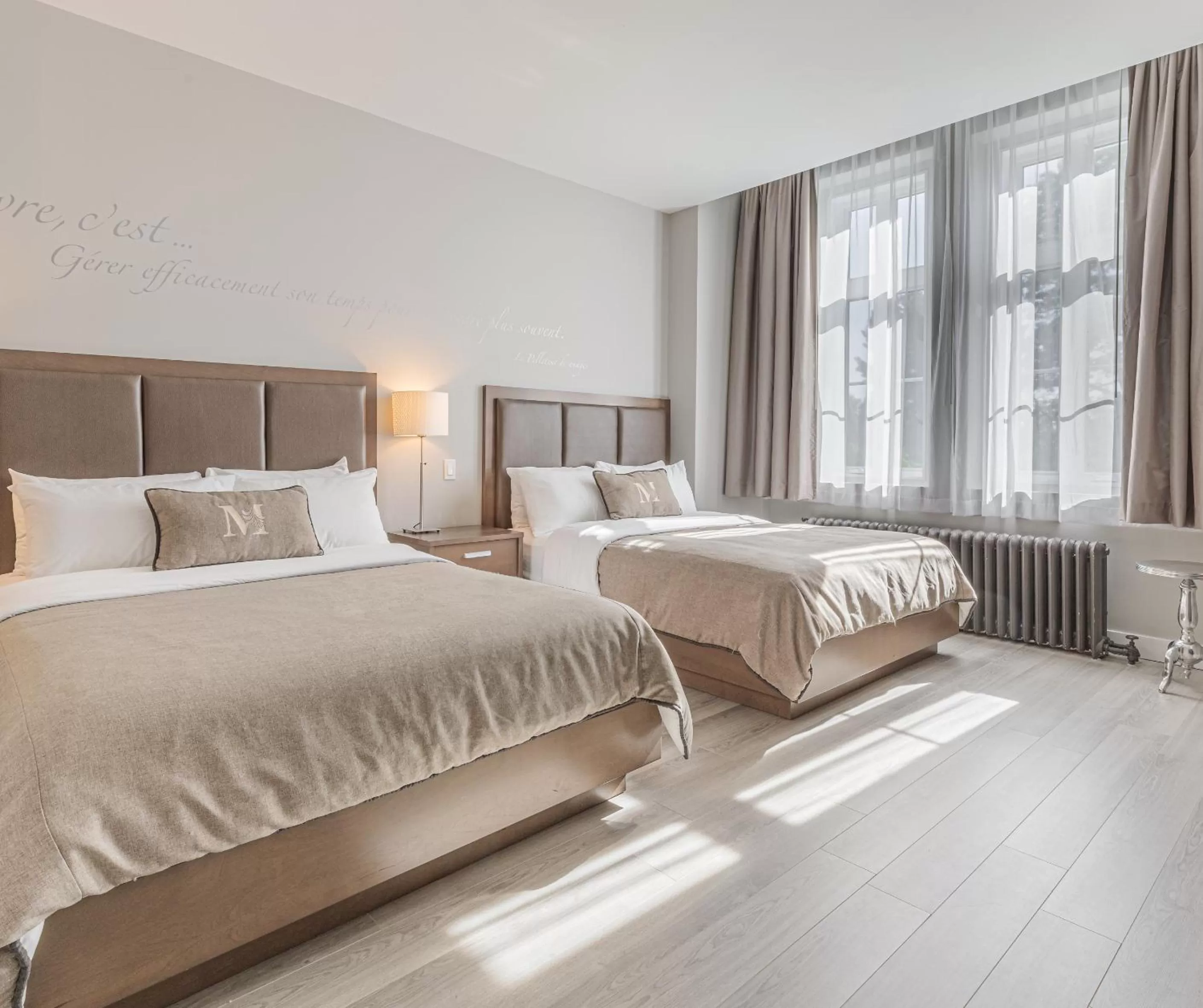 Bed in Hotel Montfort