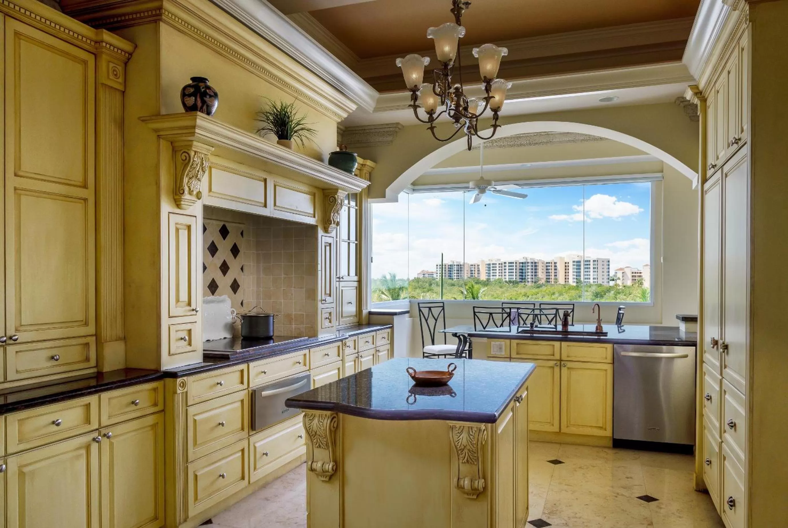 Kitchen or kitchenette in Olde Marco Island Inn and Suites