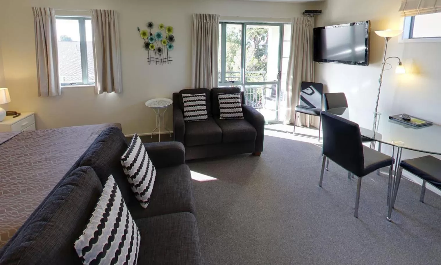 Photo of the whole room, Bed in Westport Spa Motel