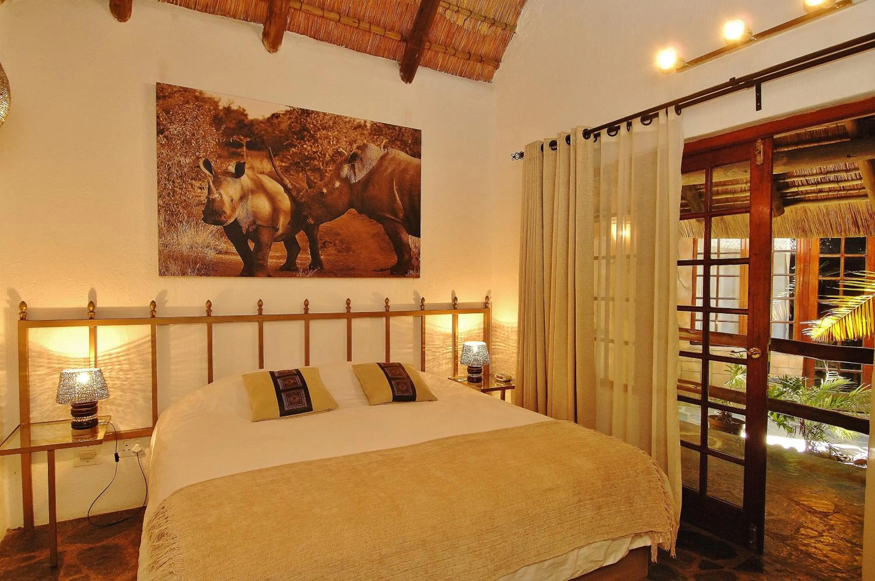 Bed in Kaia Tani Exclusive Guesthouse