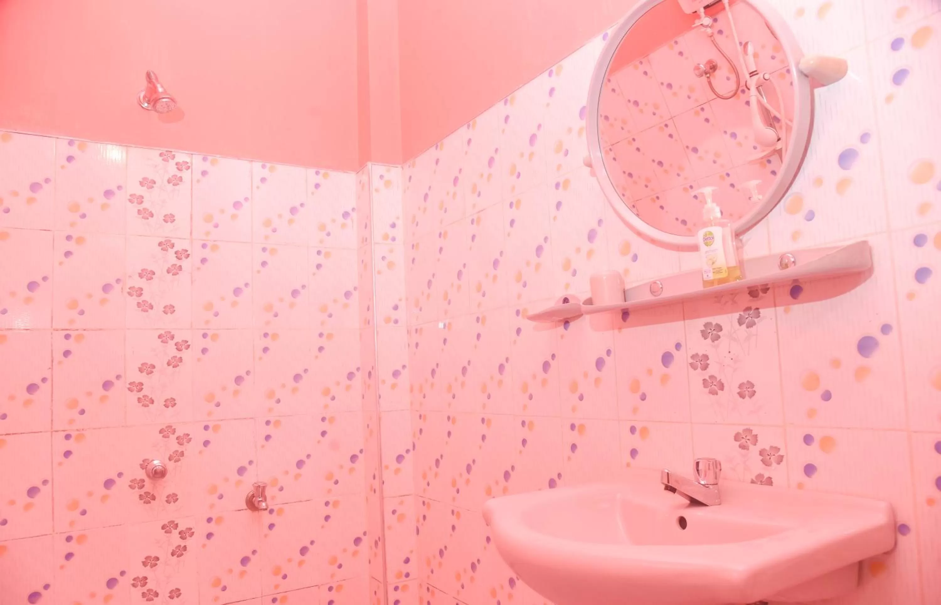 Bathroom in Madushanka Resort