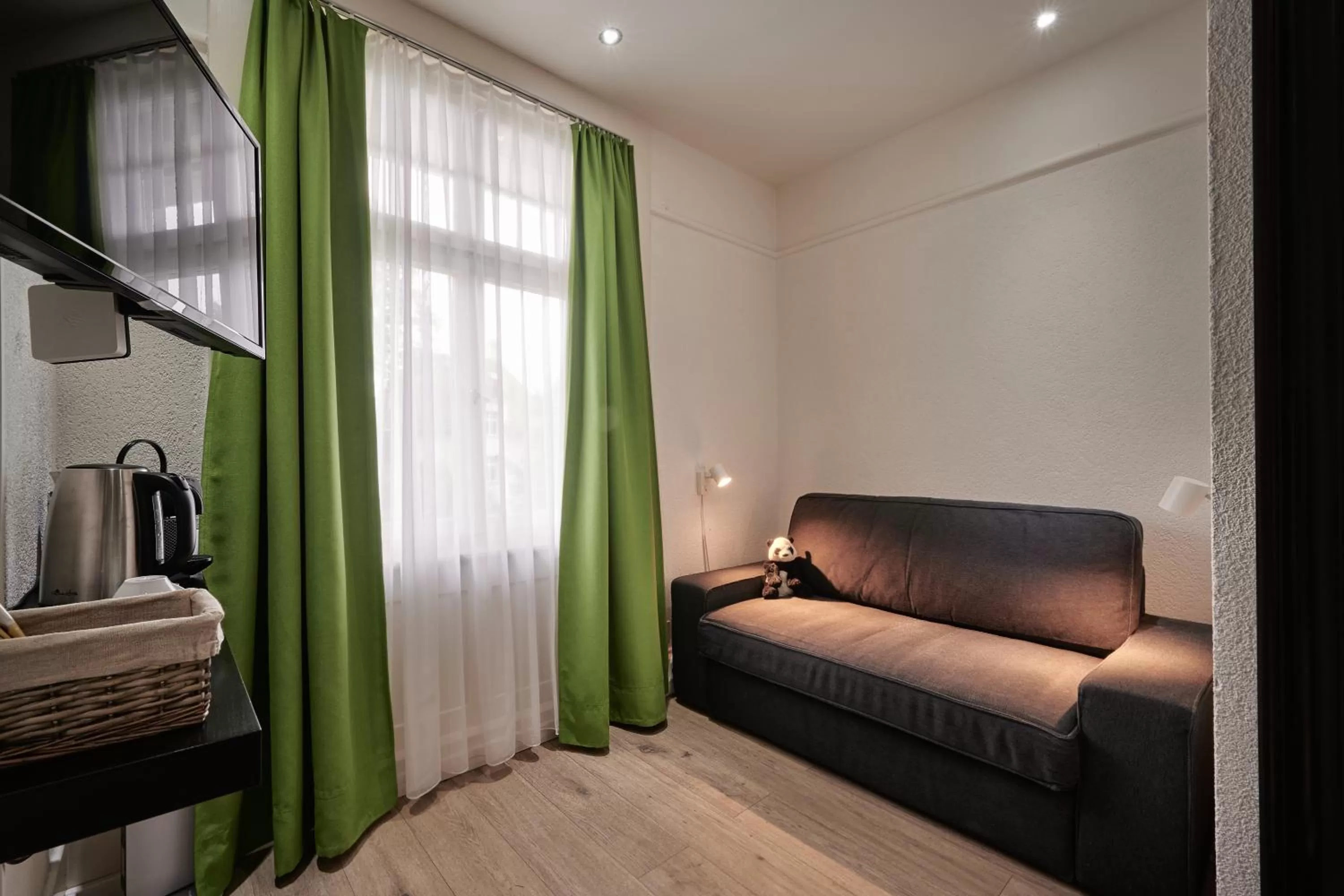 Photo of the whole room in Max Aviation Villa & Apartments