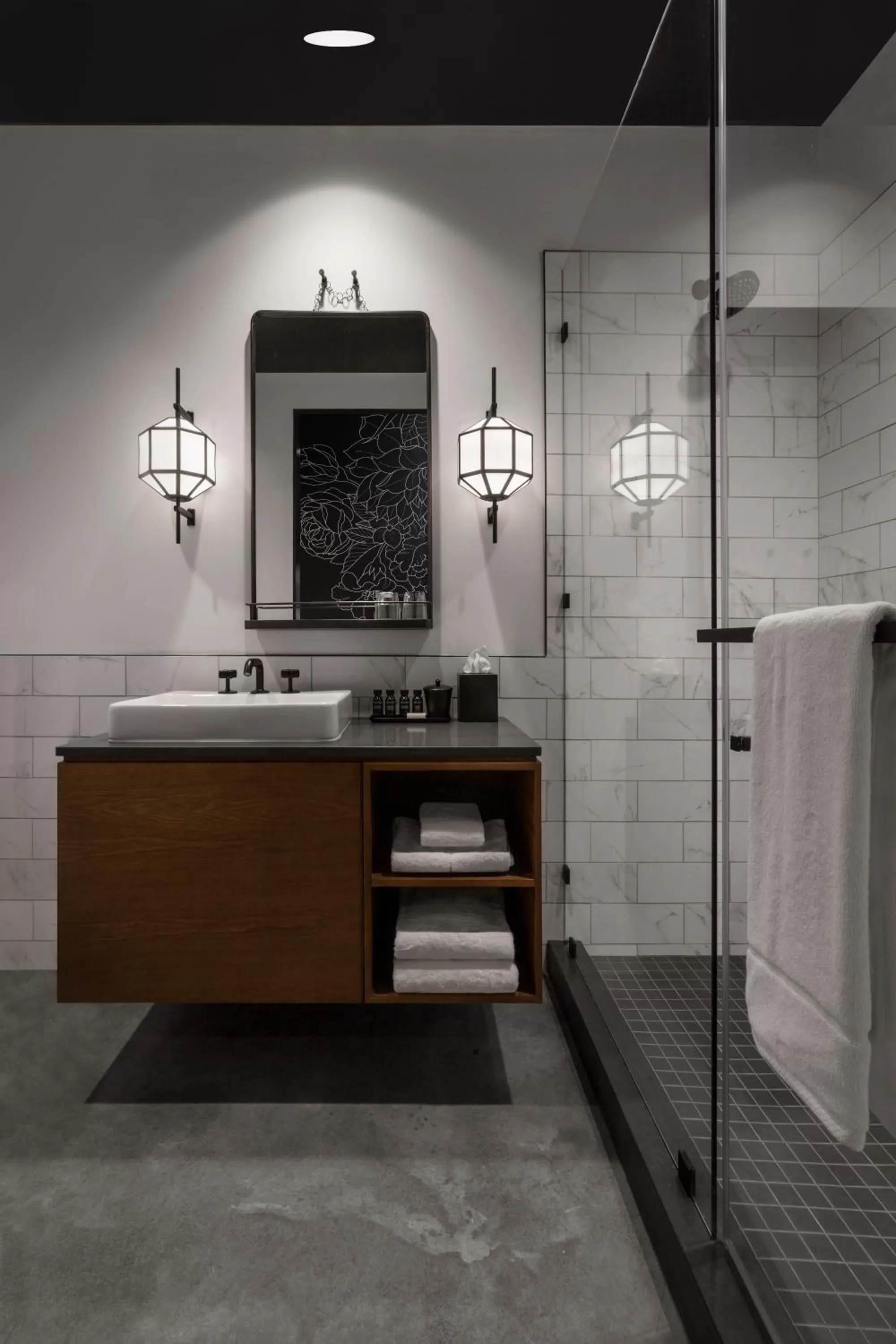 Bathroom in Crossroads Hotel