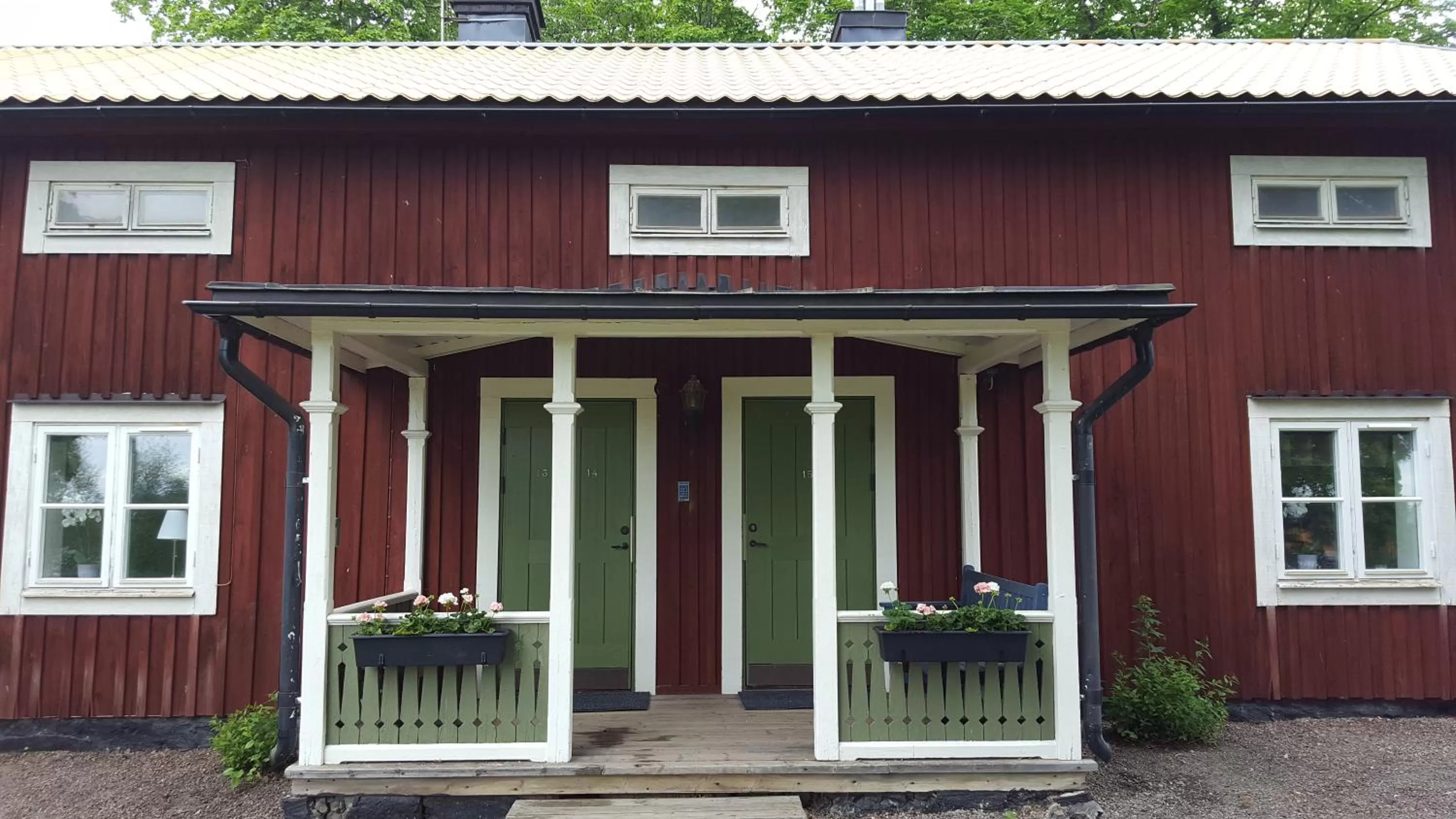 Facade/entrance in Långshyttans Brukshotell