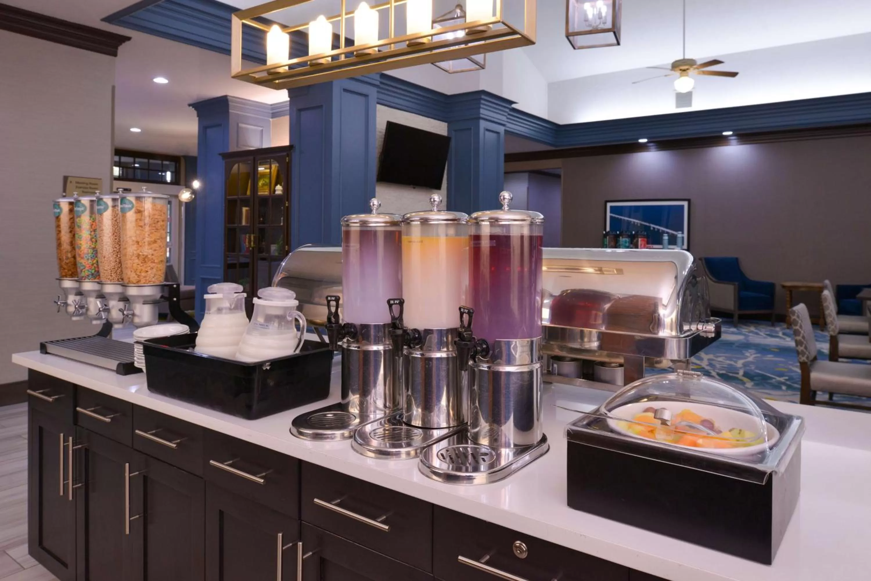 Breakfast in Homewood Suites by Hilton Dallas-Lewisville